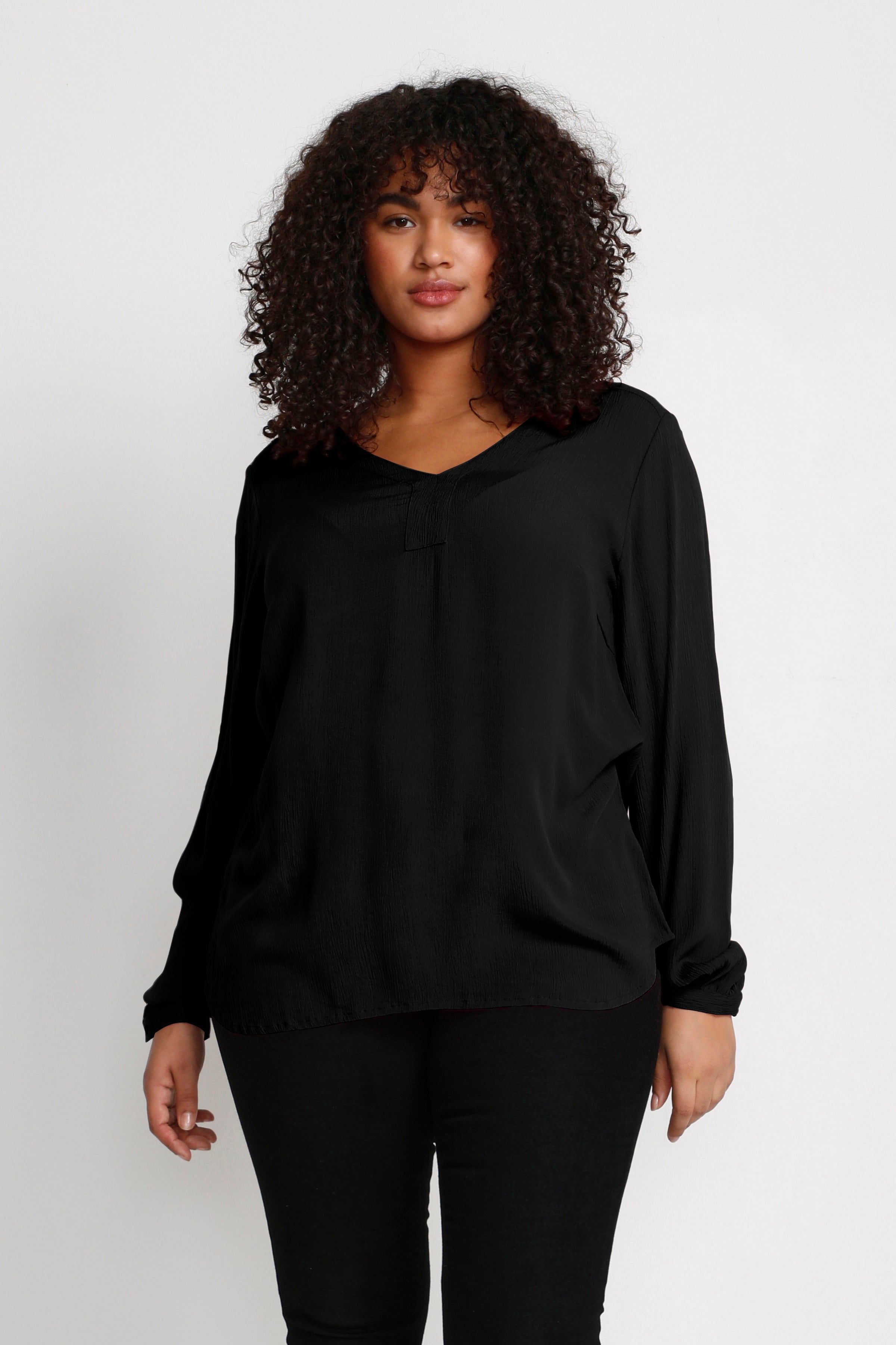 Kaffe Curve Cami Blouse in Black