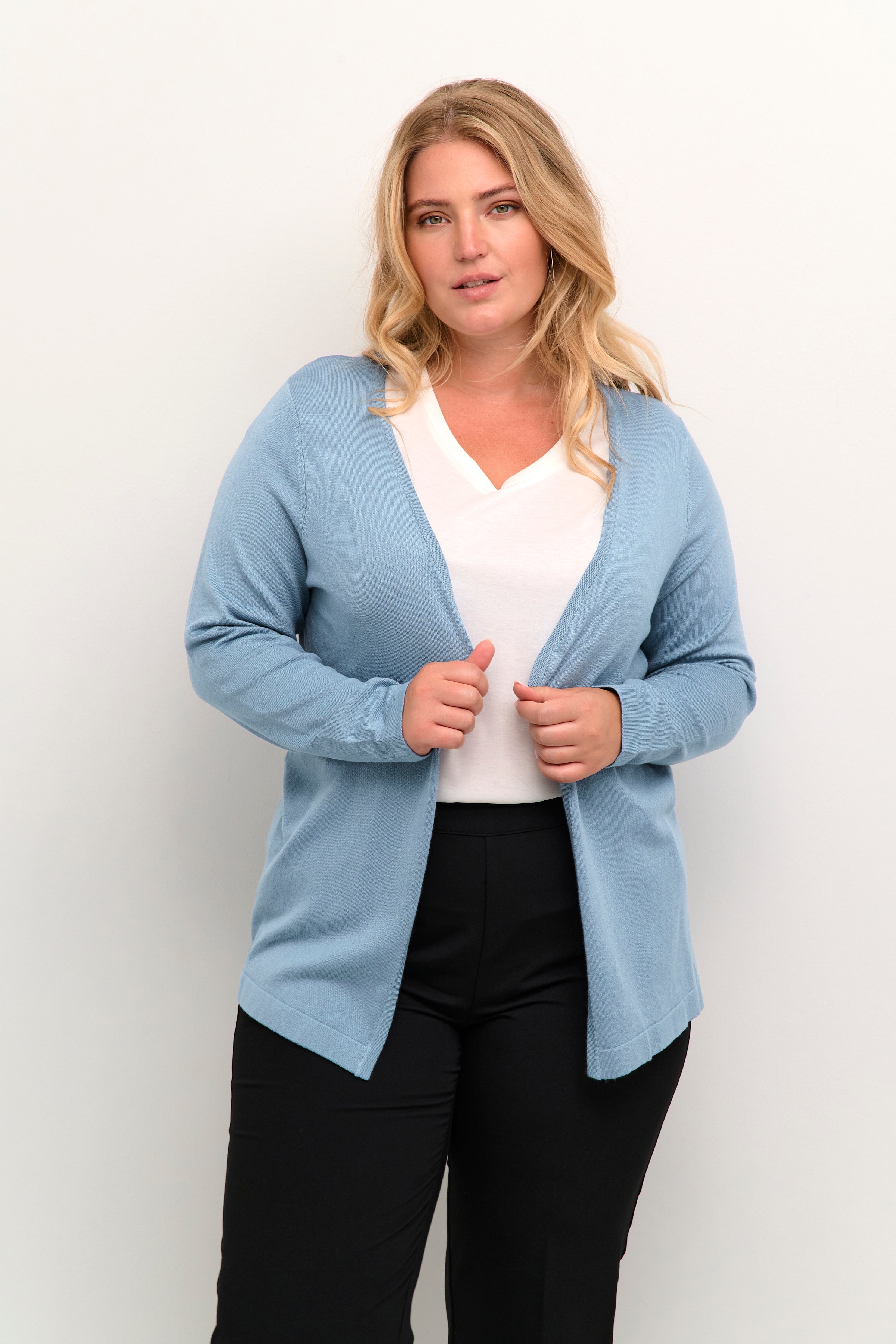 Kaffe Curve Farsia Cardigan in Light Blue