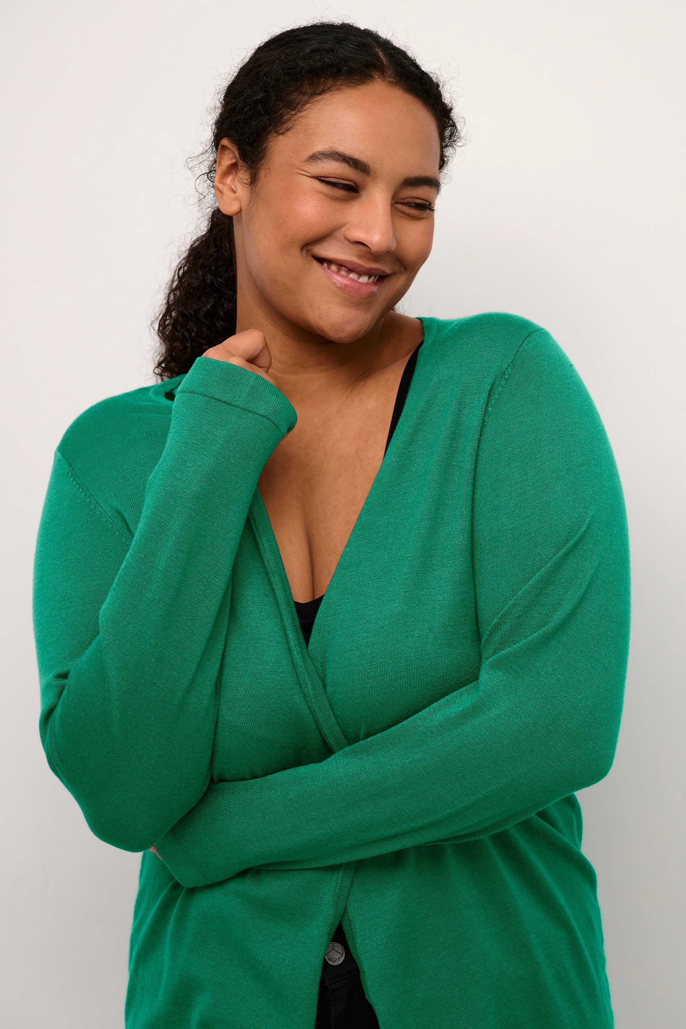 Kaffe Curve Farsia Cardigan in Green