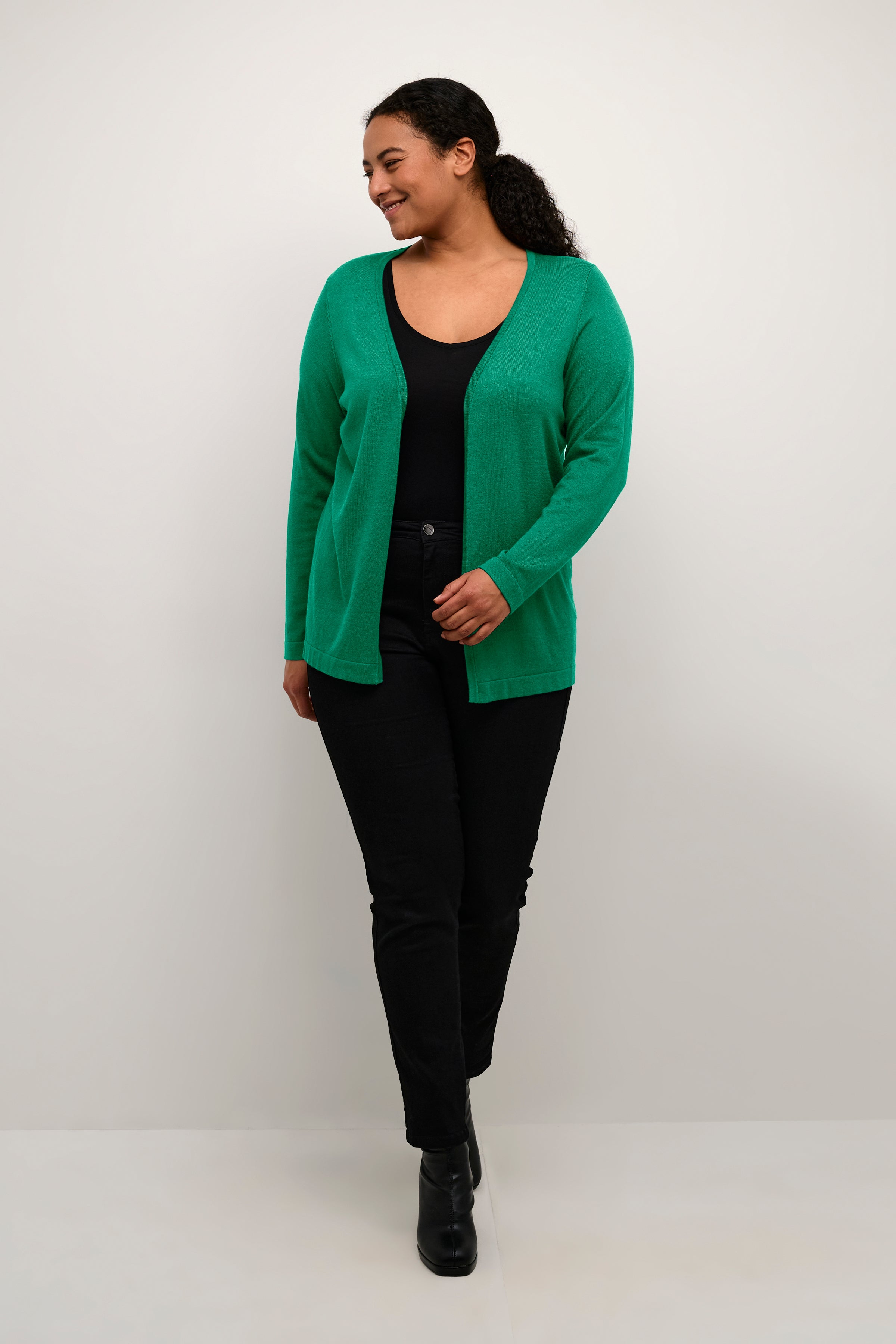 Kaffe Curve Farsia Cardigan in Green
