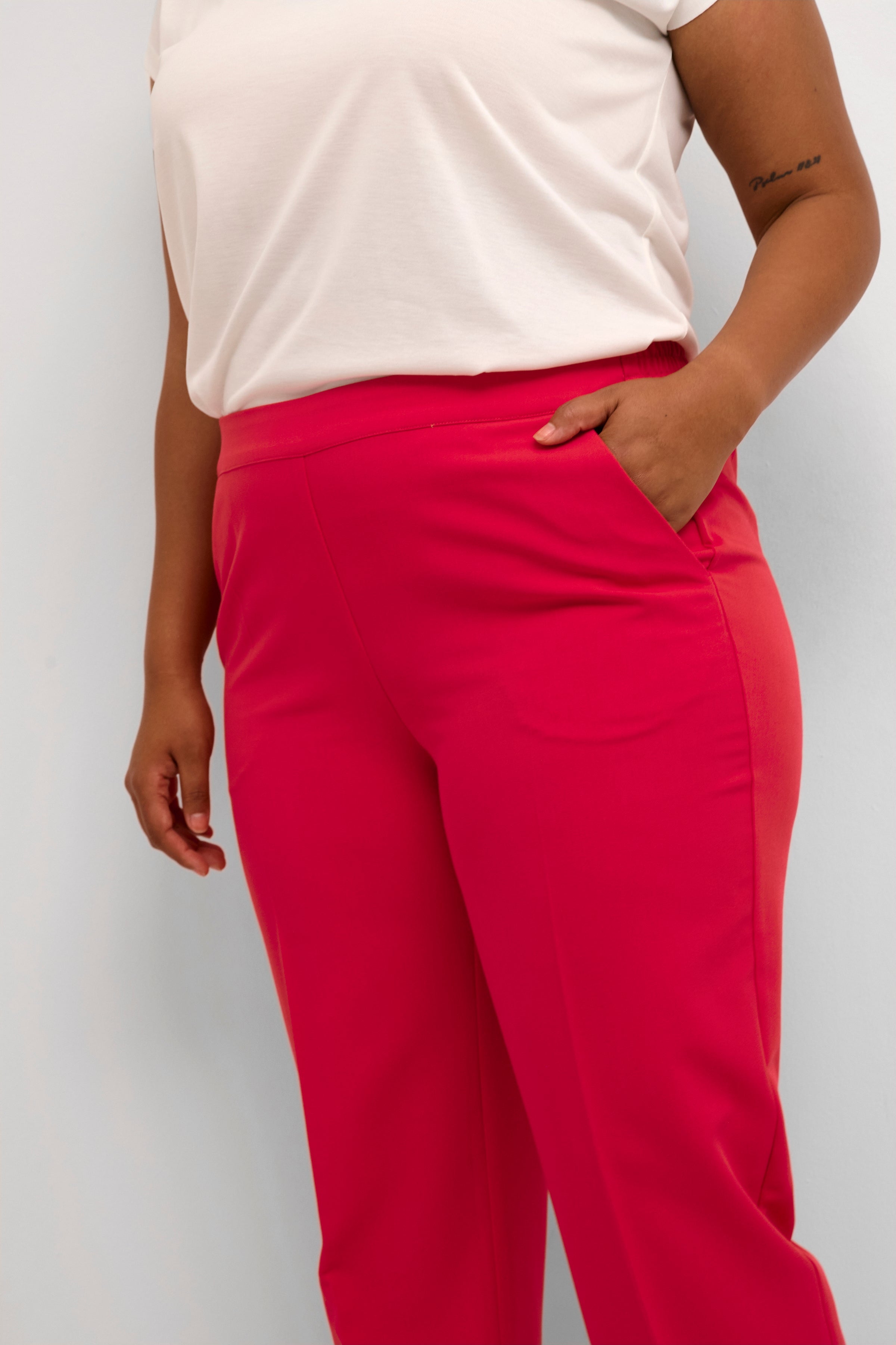 Kaffe Curve Sakira Trousers in Pink
