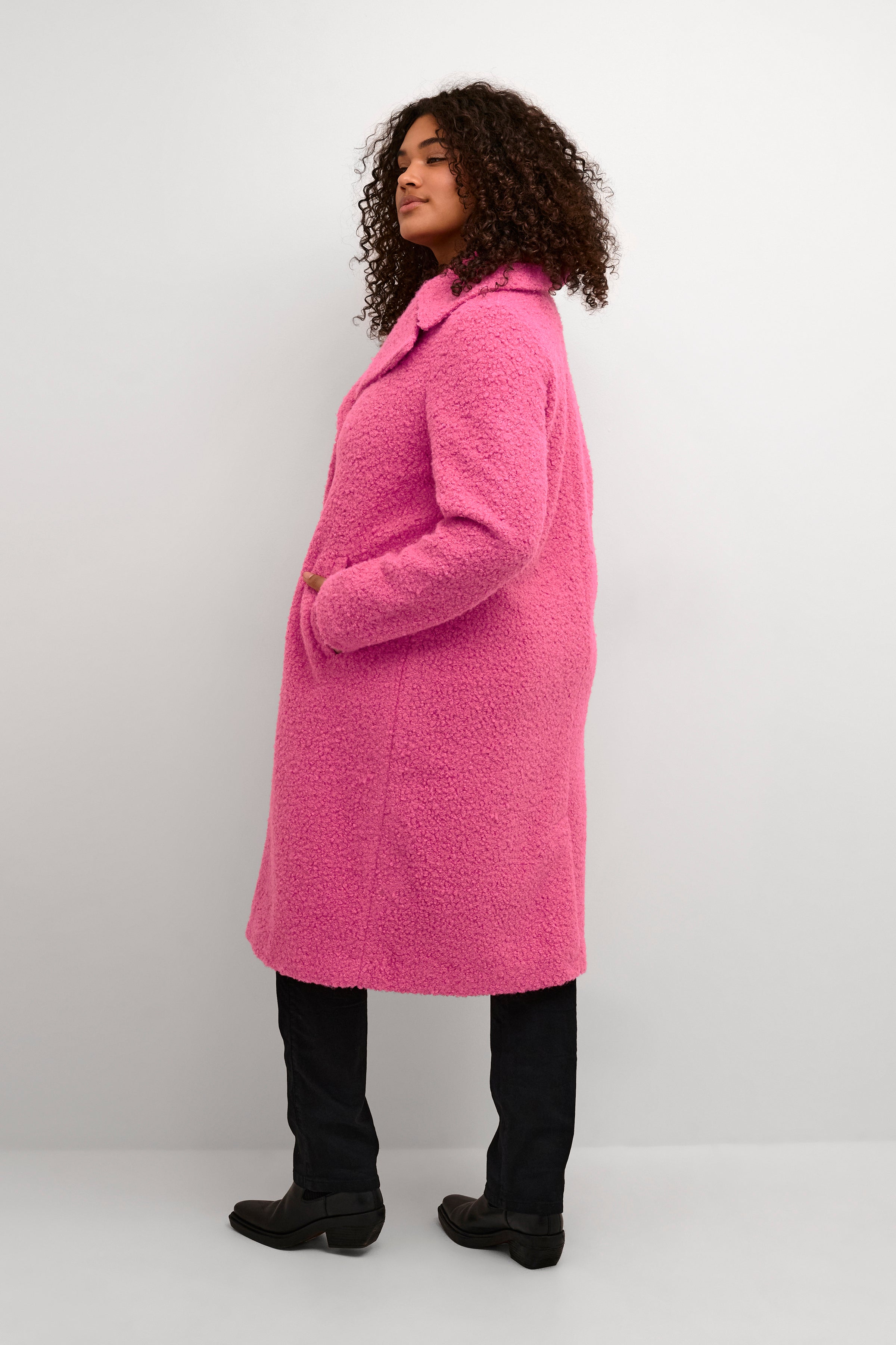 Kaffe Curve Anni Coat in Pink