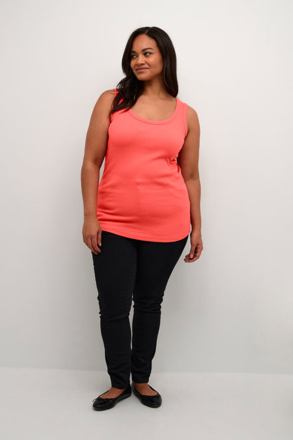 Kaffe Curve Carina Vest Top in Cayenne
