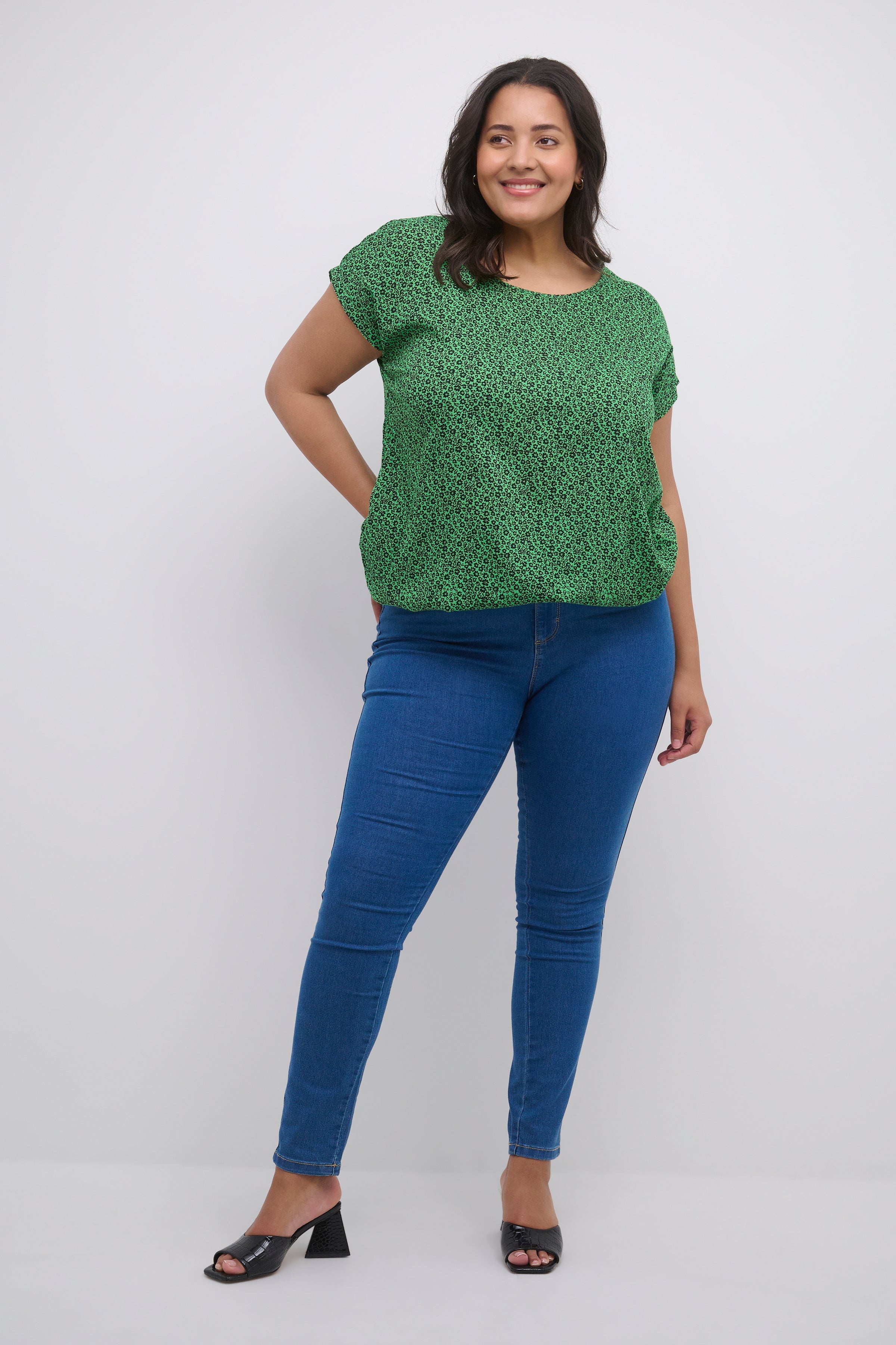 Kaffe Curve Ami Blouse in Green Flower