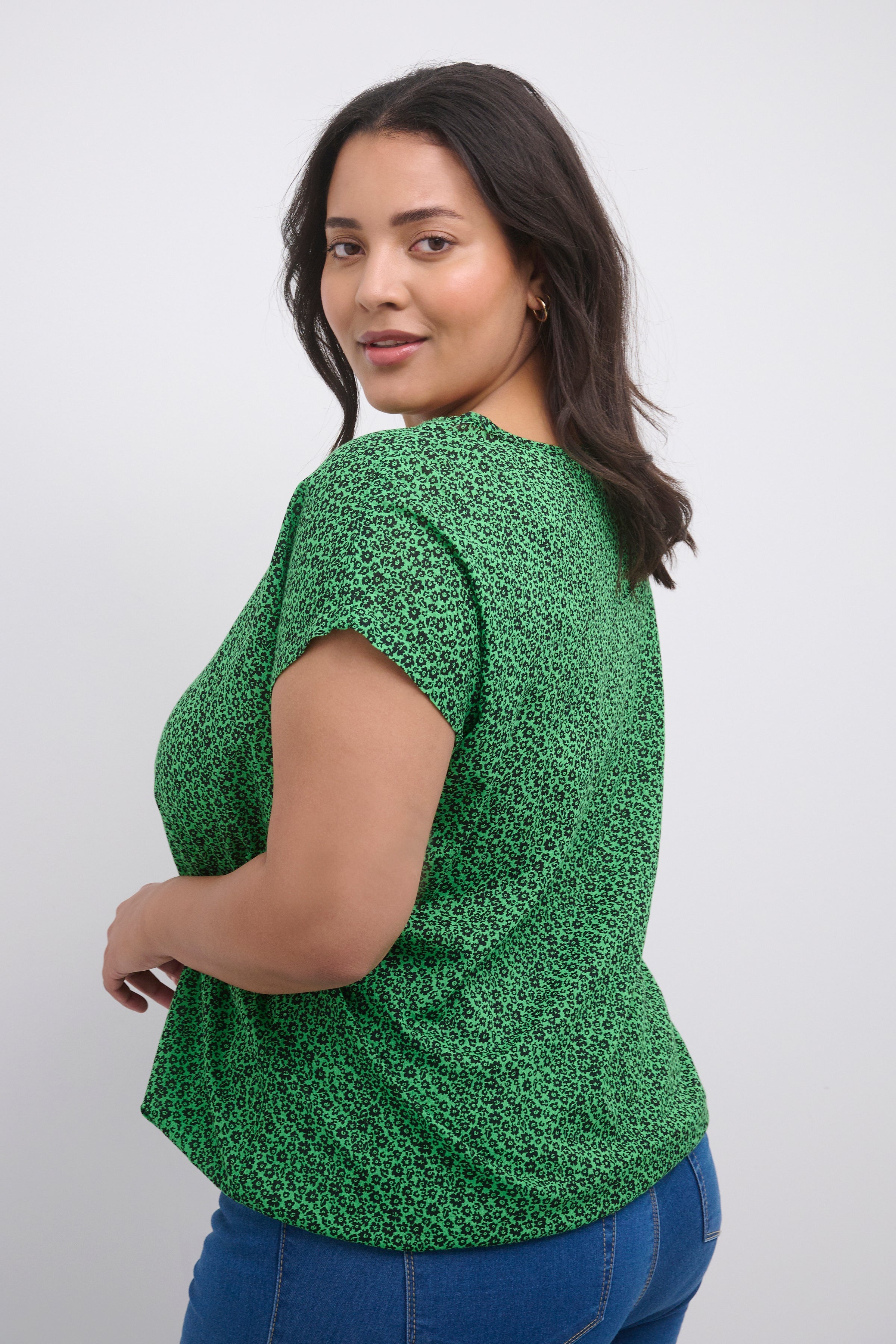 Kaffe Curve Ami Blouse in Green Flower