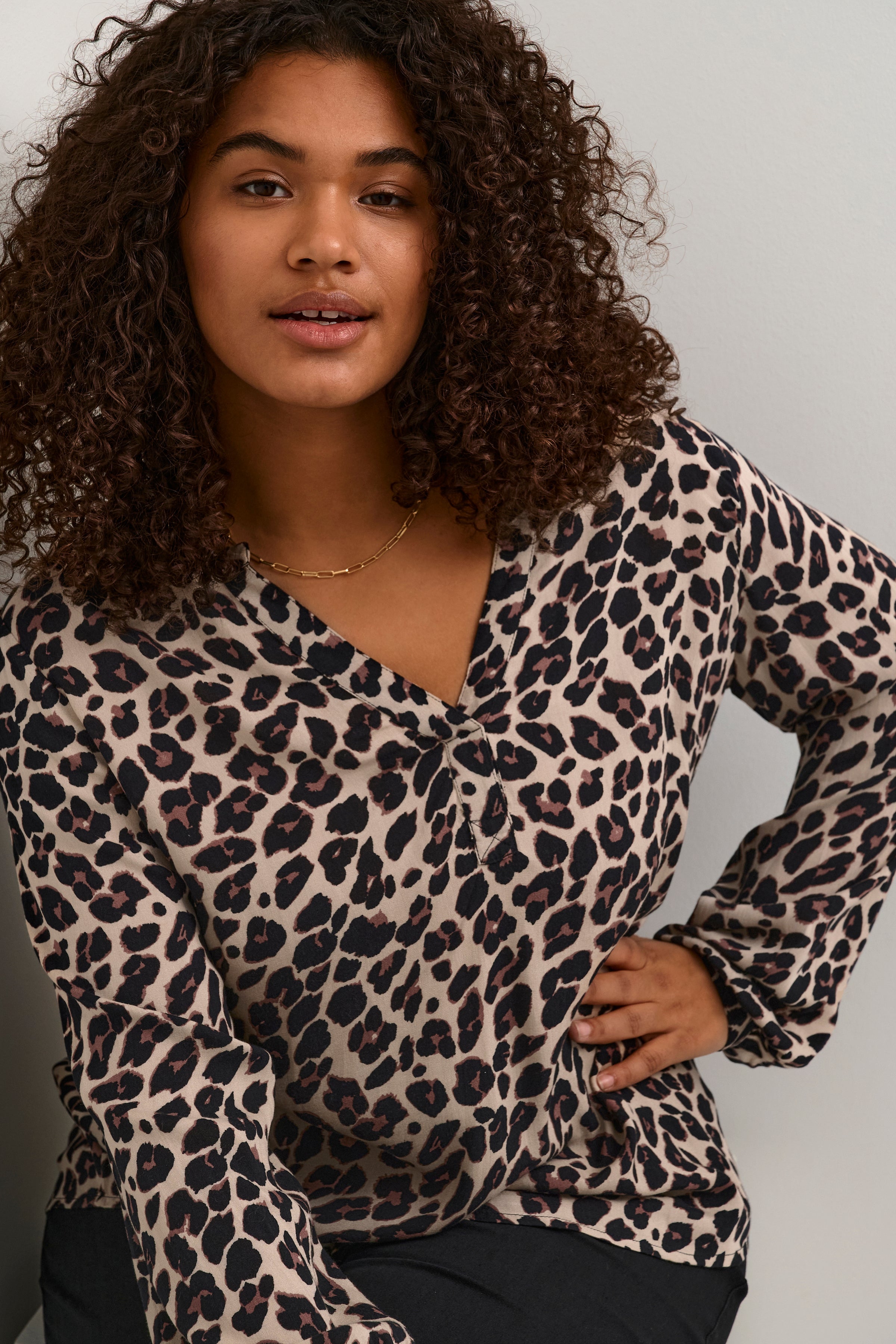 Kaffe Curve Tilly Blouse in Leopard