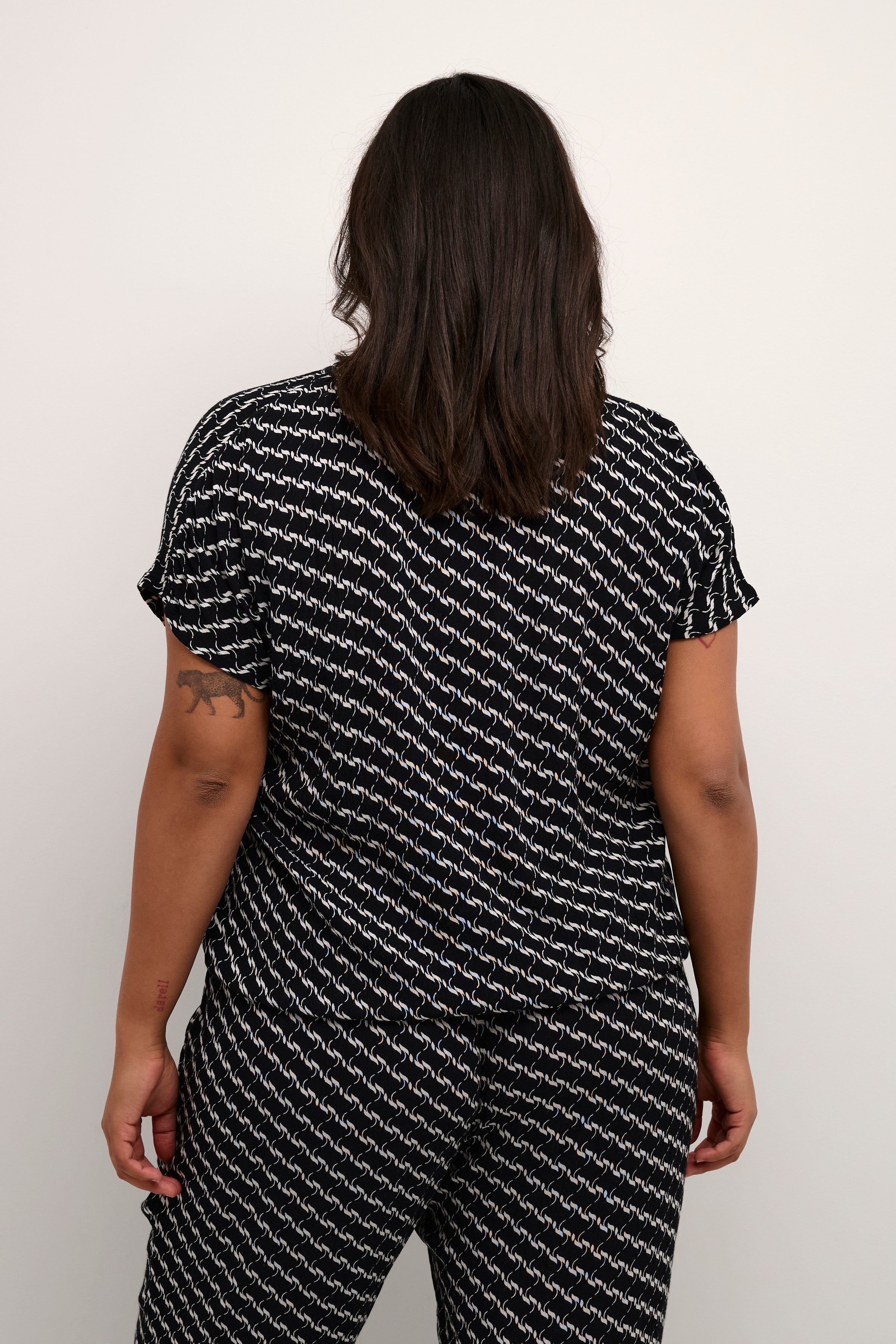 Kaffe Curve Ami Black Top