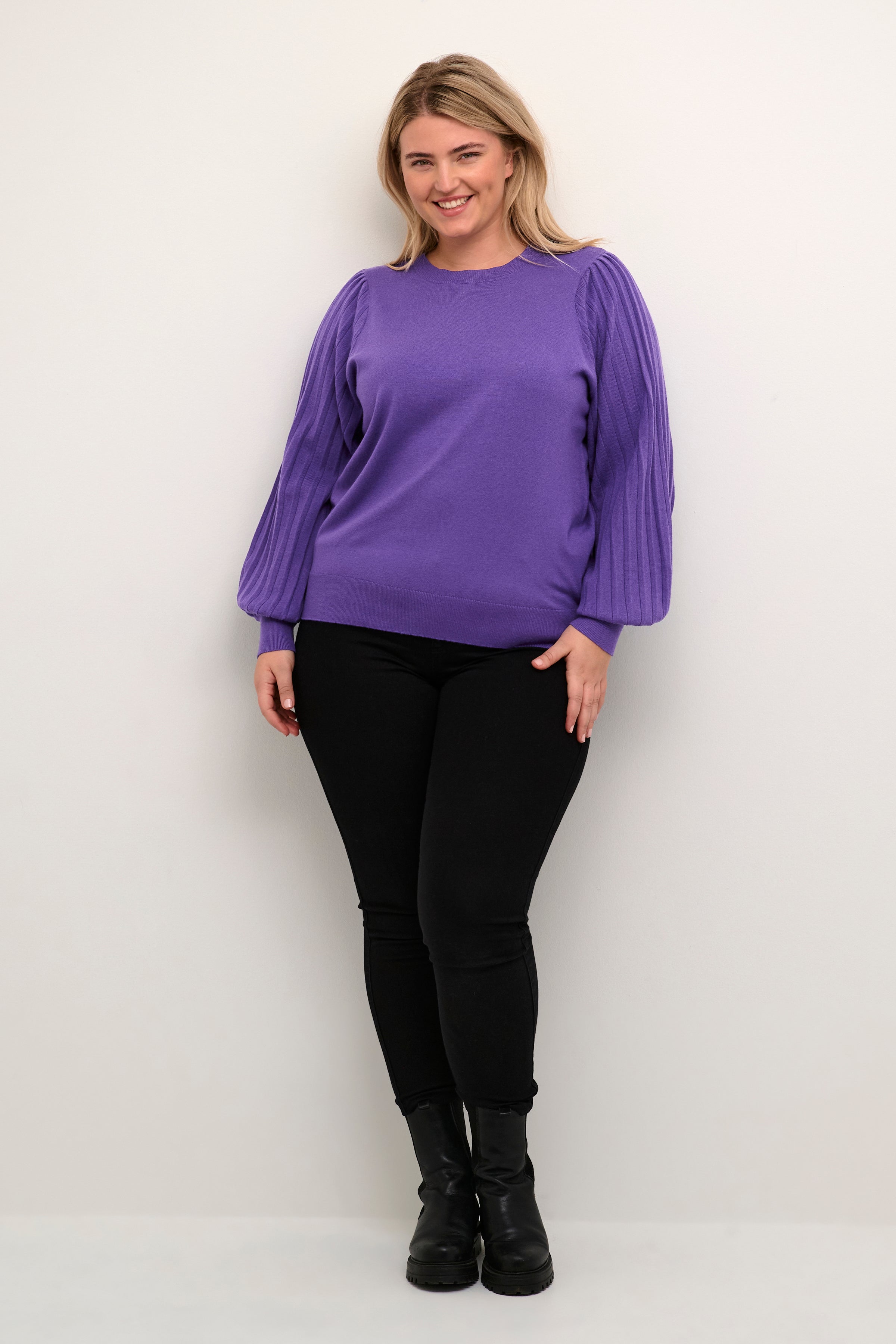 Kaffe Curve Loni Knit Pullover in Purple
