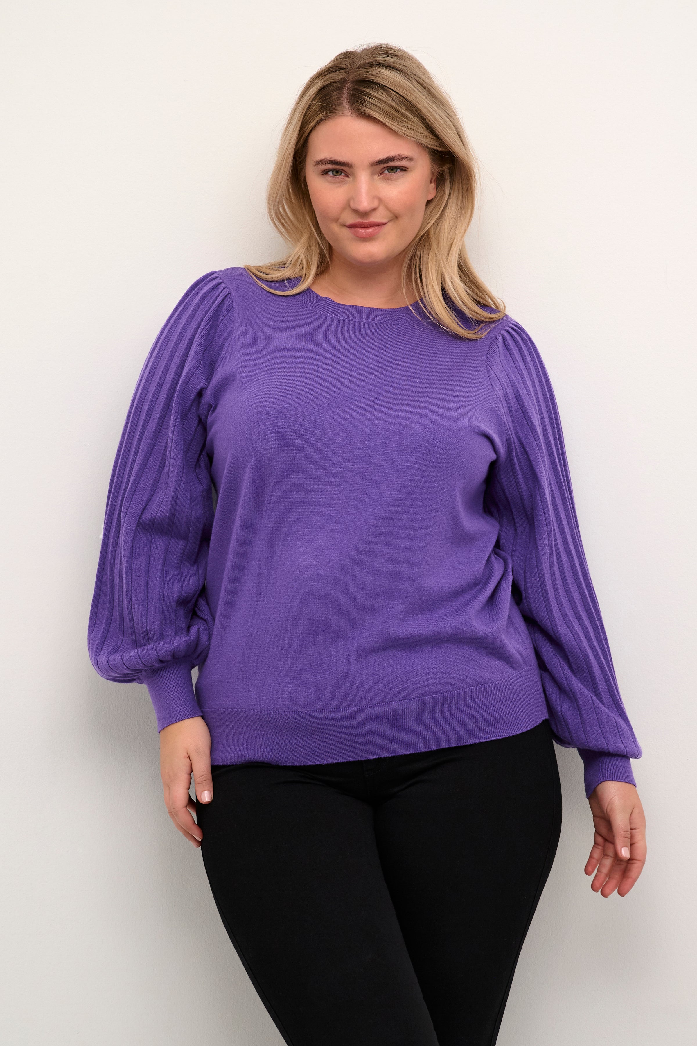 Kaffe Curve Loni Knit Pullover in Purple