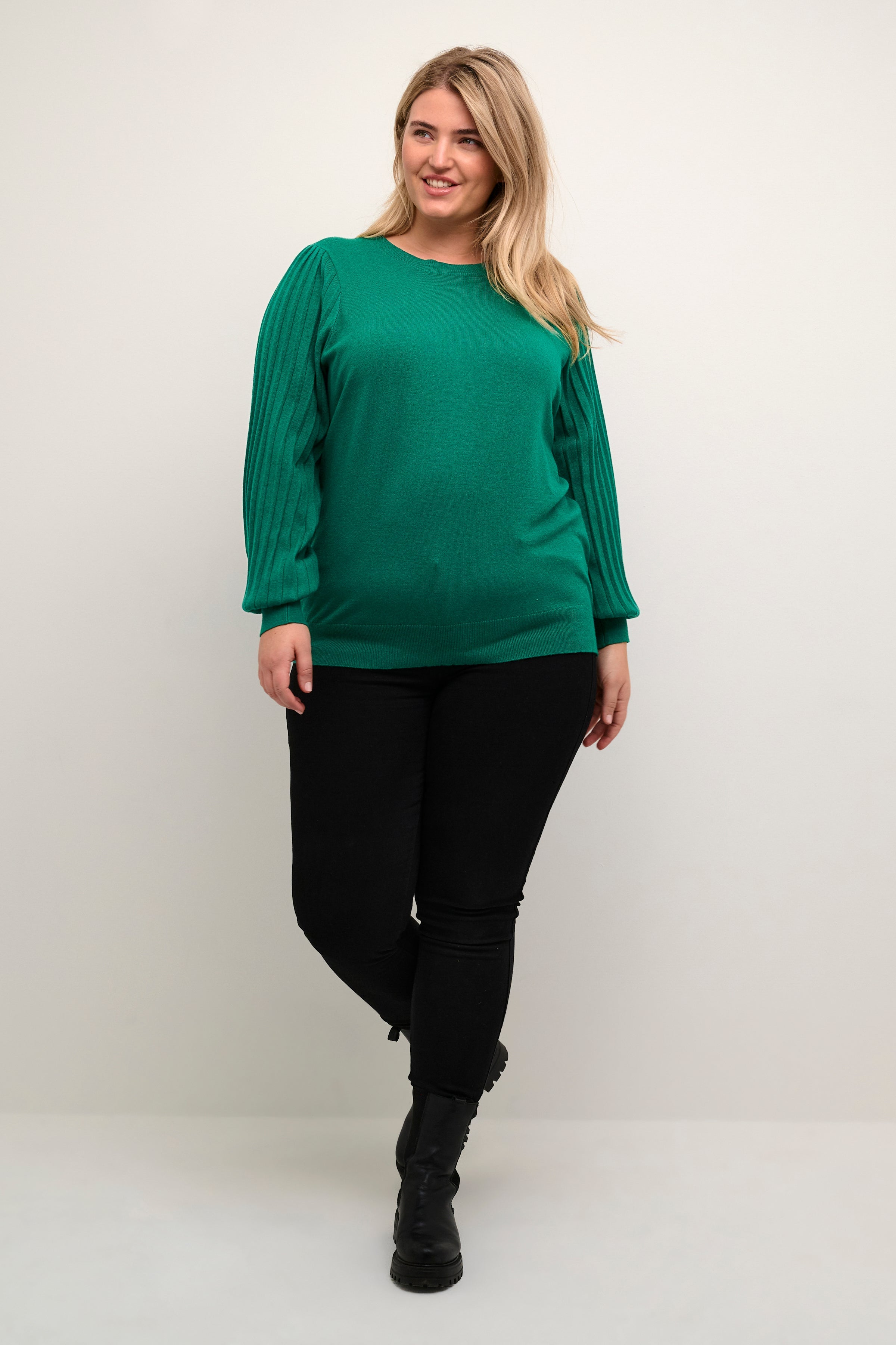 Kaffe Curve Loni Knit Pullover in Green