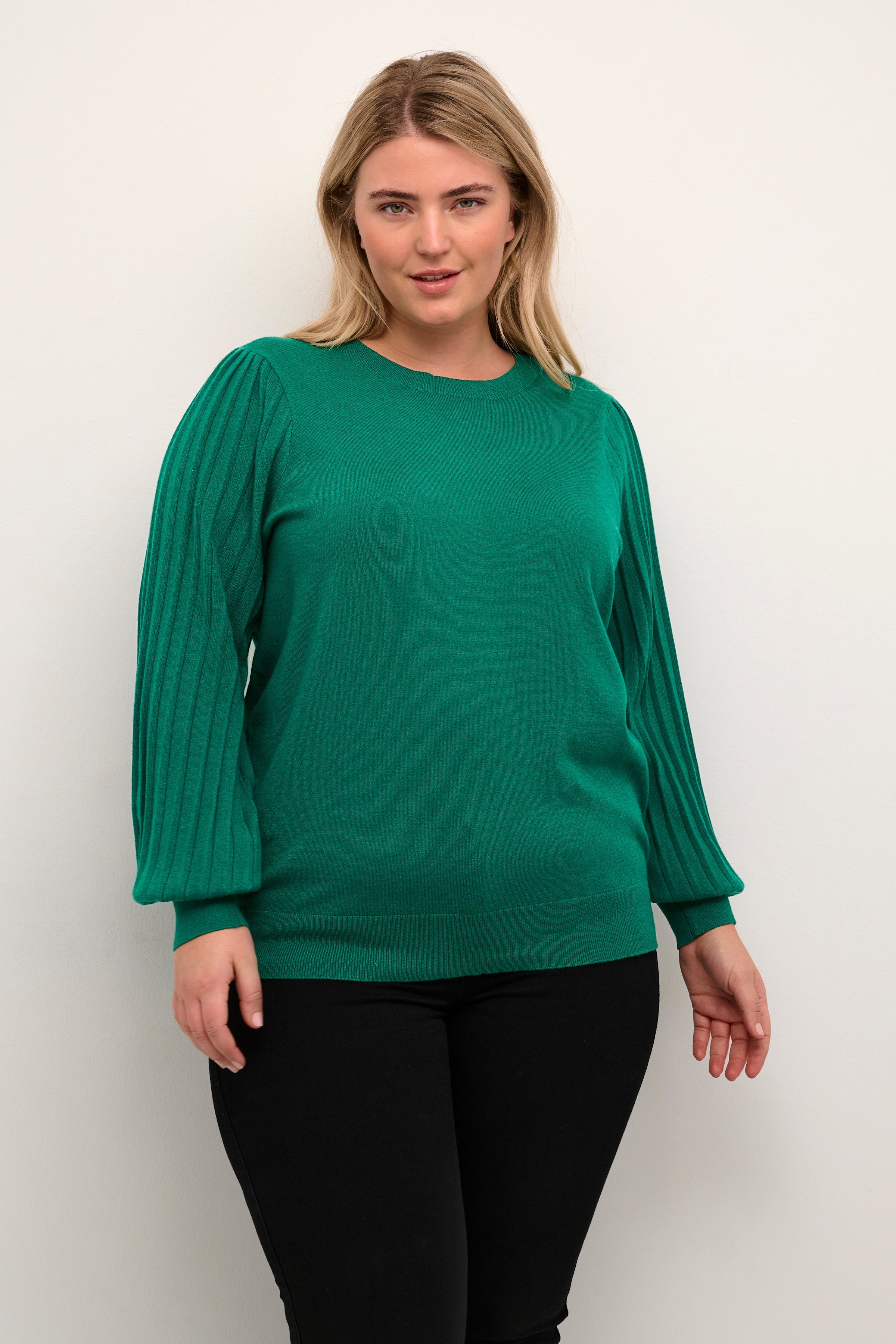 Kaffe Curve Loni Knit Pullover in Green