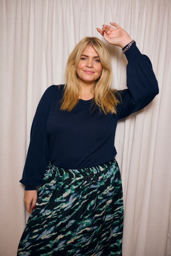 Kaffe Curve Miana Pullover in Navy