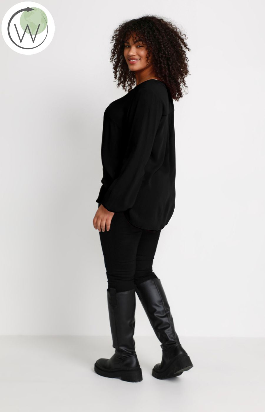 Kaffe Curve Cami Blouse in Black