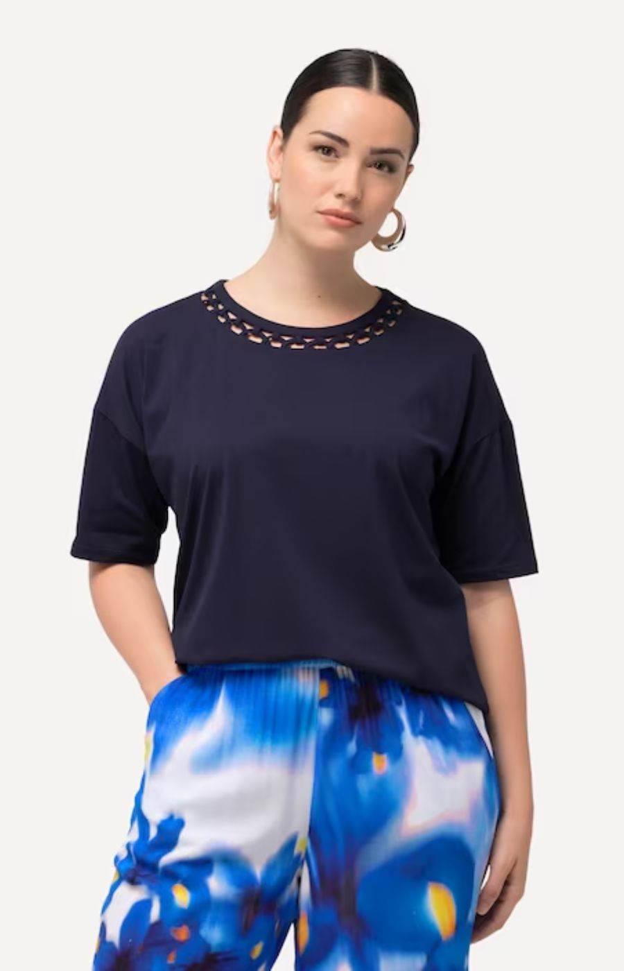 Ulla Popken Cut Out Neck in Navy