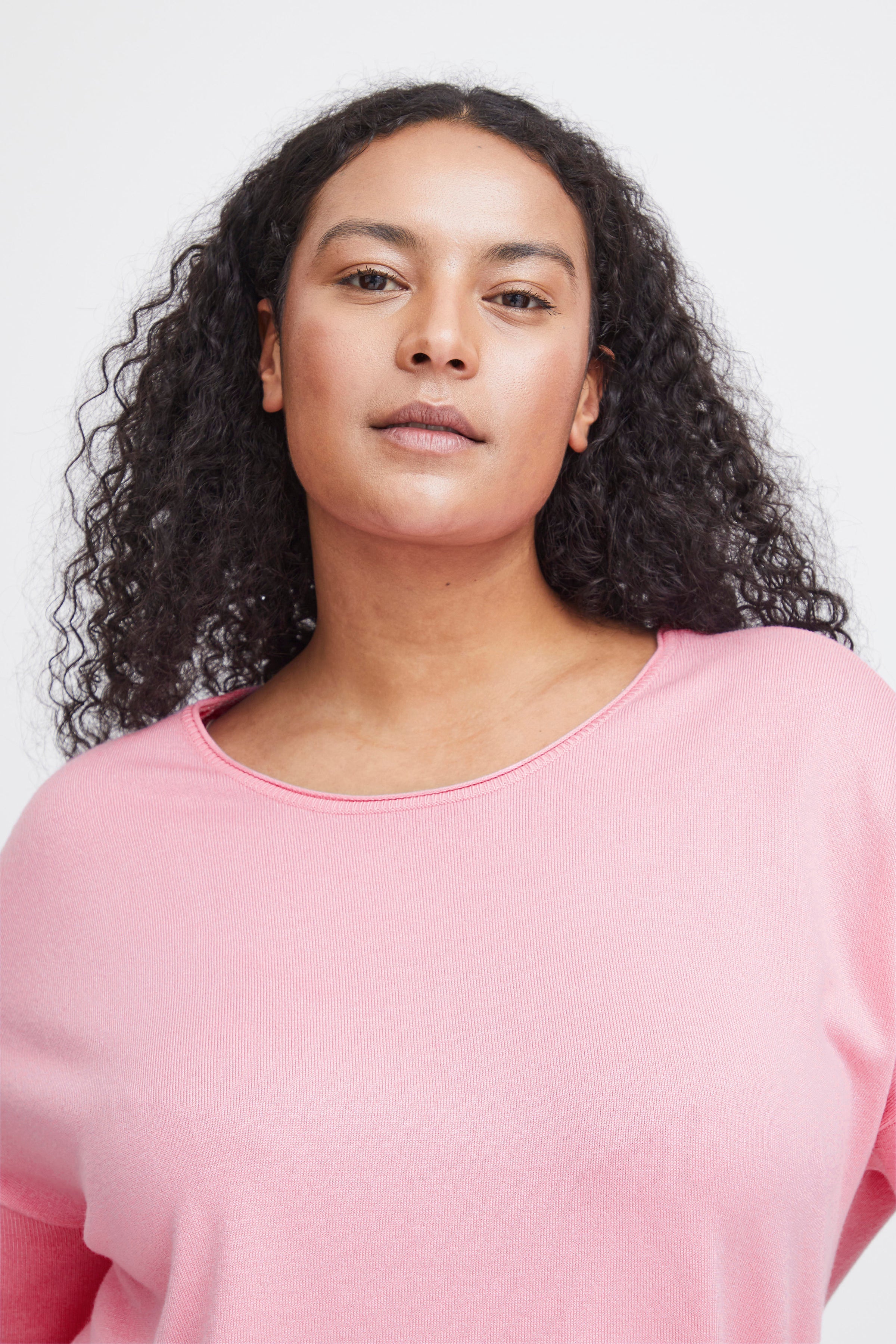 Simple Wish Clia Knitted Top in Pink