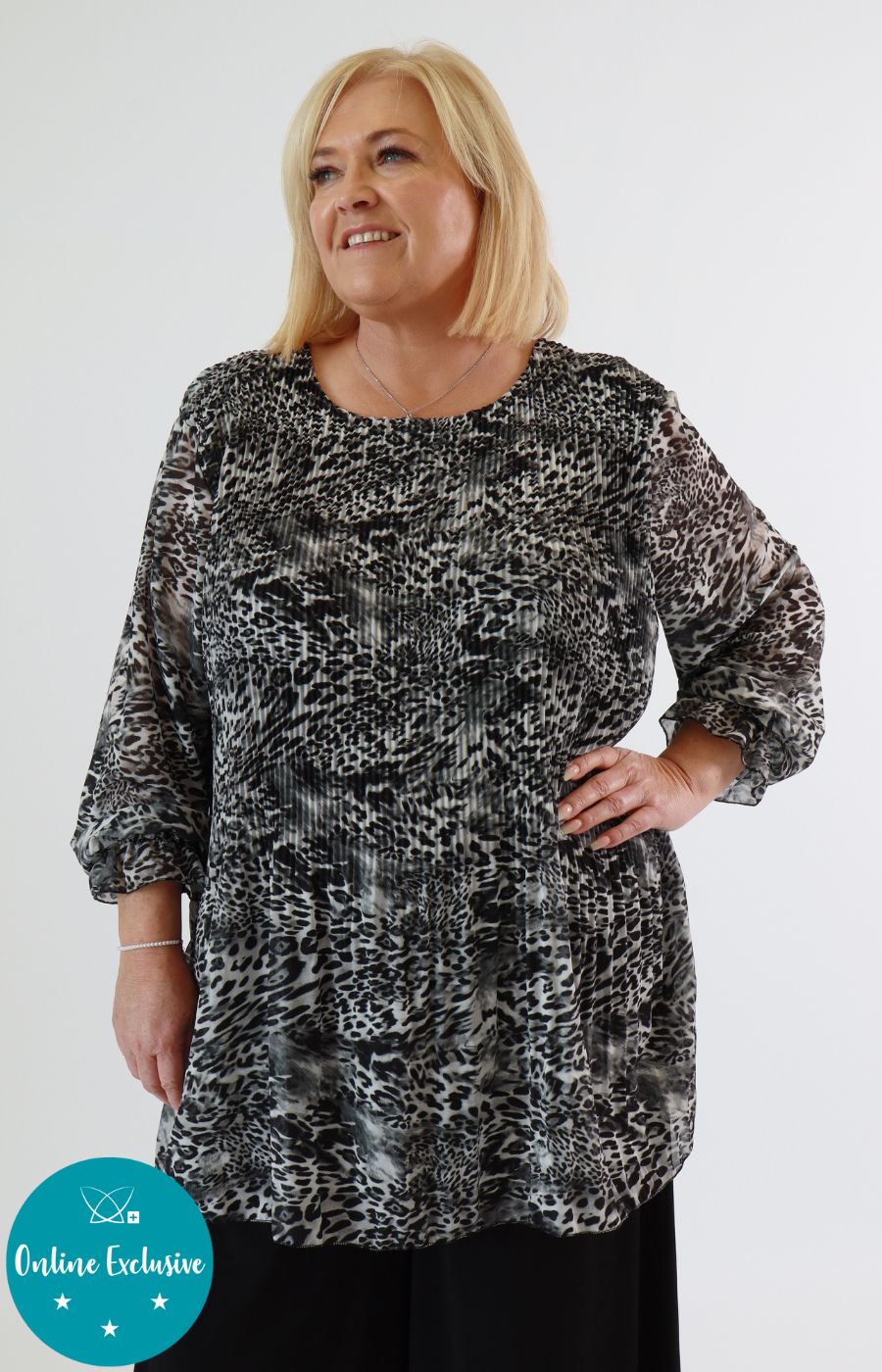 Meadow Pleated Blouse in Grey Leopard