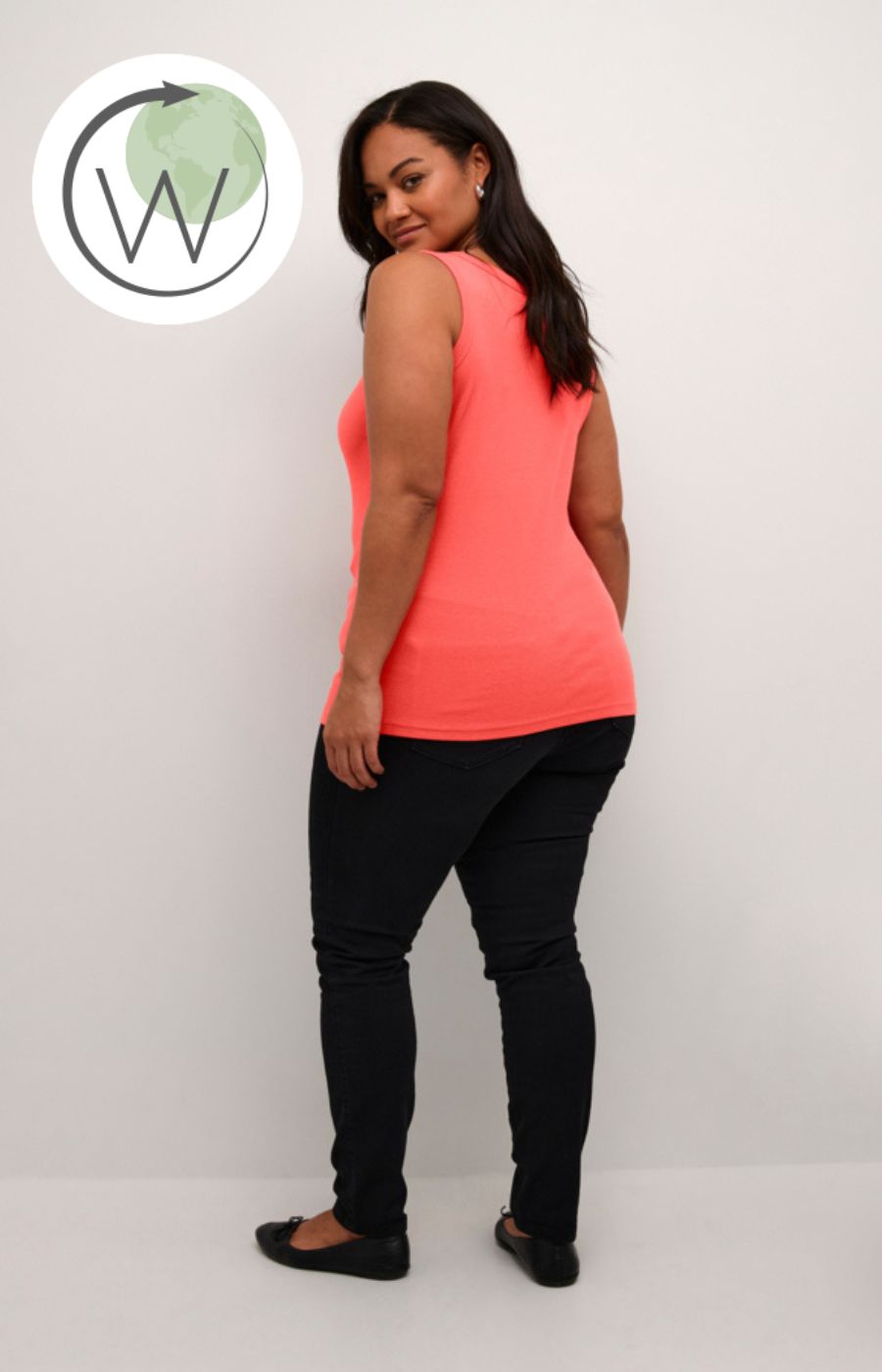 Kaffe Curve Carina Vest Top in Cayenne