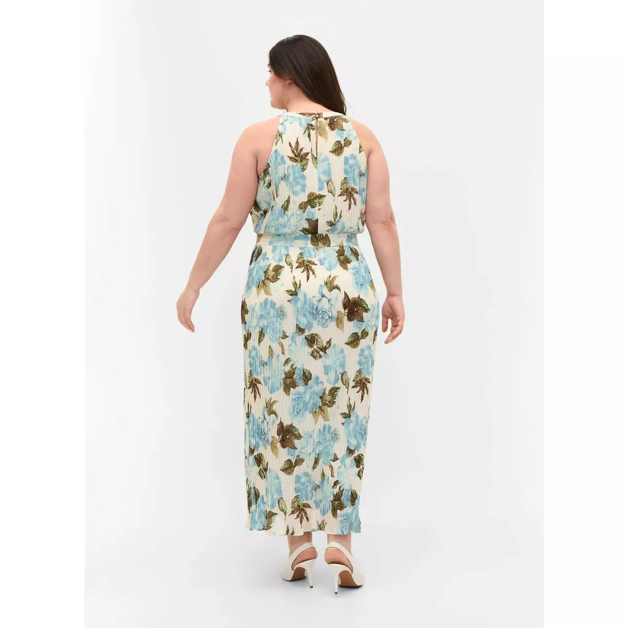 Zizzi Cream and Blue Floral Print Maxi Dress - Wardrobe Plus