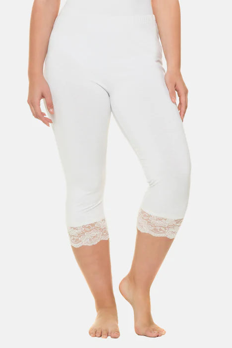 Ulla Popken Lace-Trim Capris in White