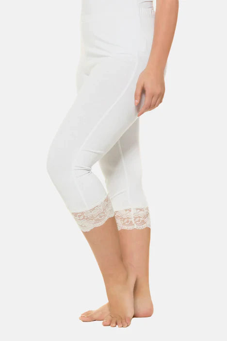 Ulla Popken Lace-Trim Capris in White