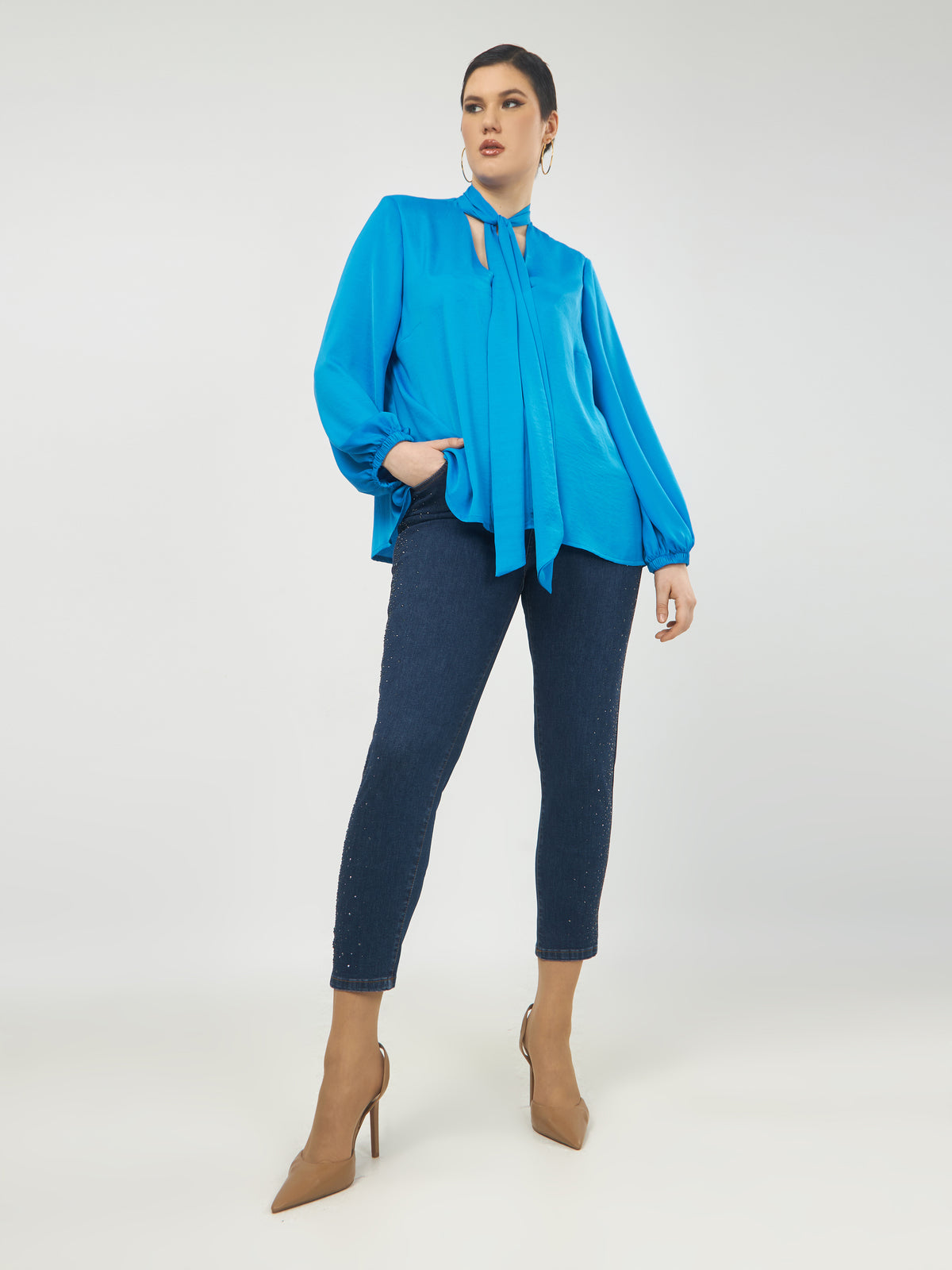Mat Tie Neck Blouse in Turquoise