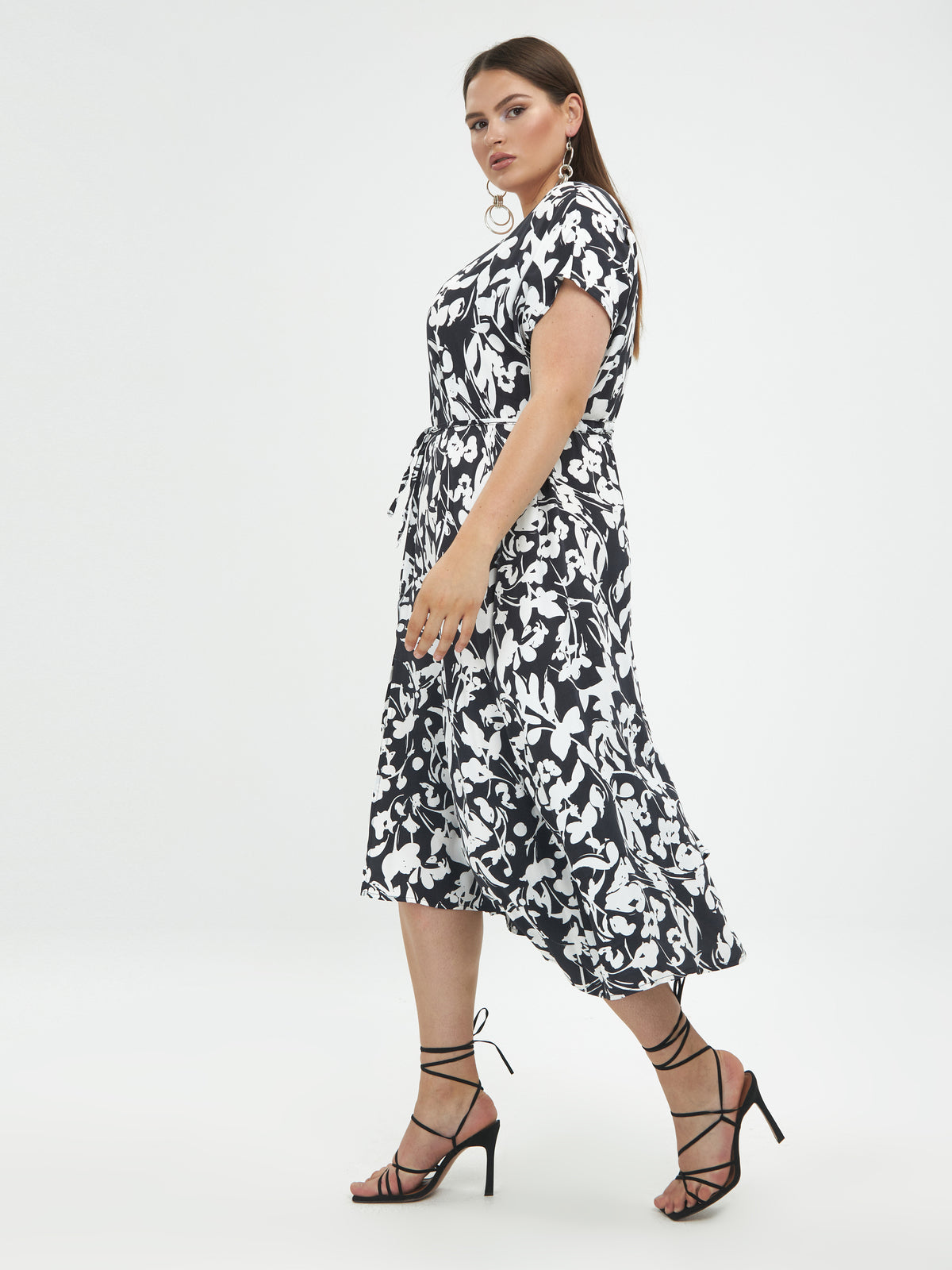 Mat Slit Dress in Black