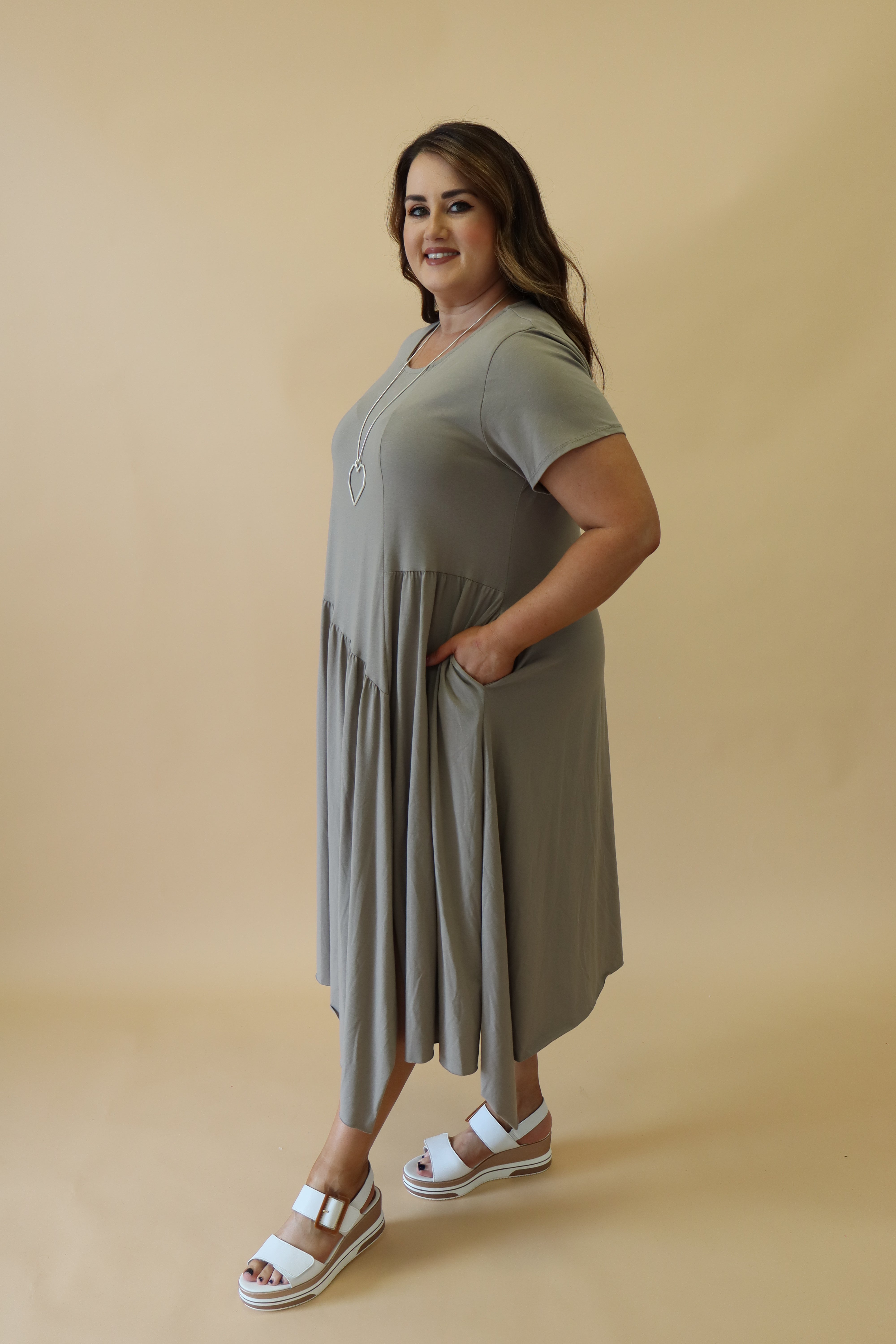 Tessa Dress in Taupe