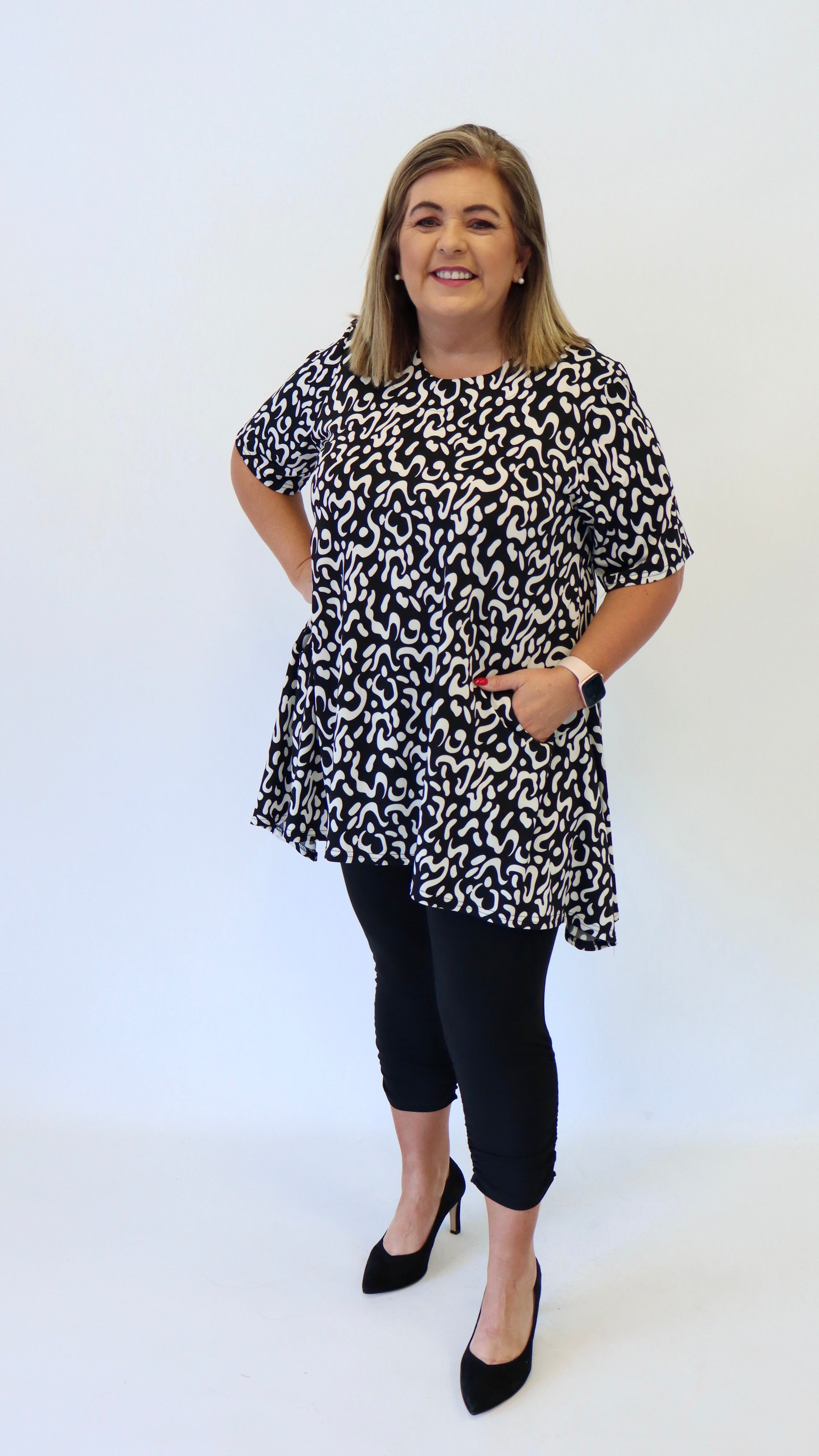 Magna Two Pocket Leo Tunic