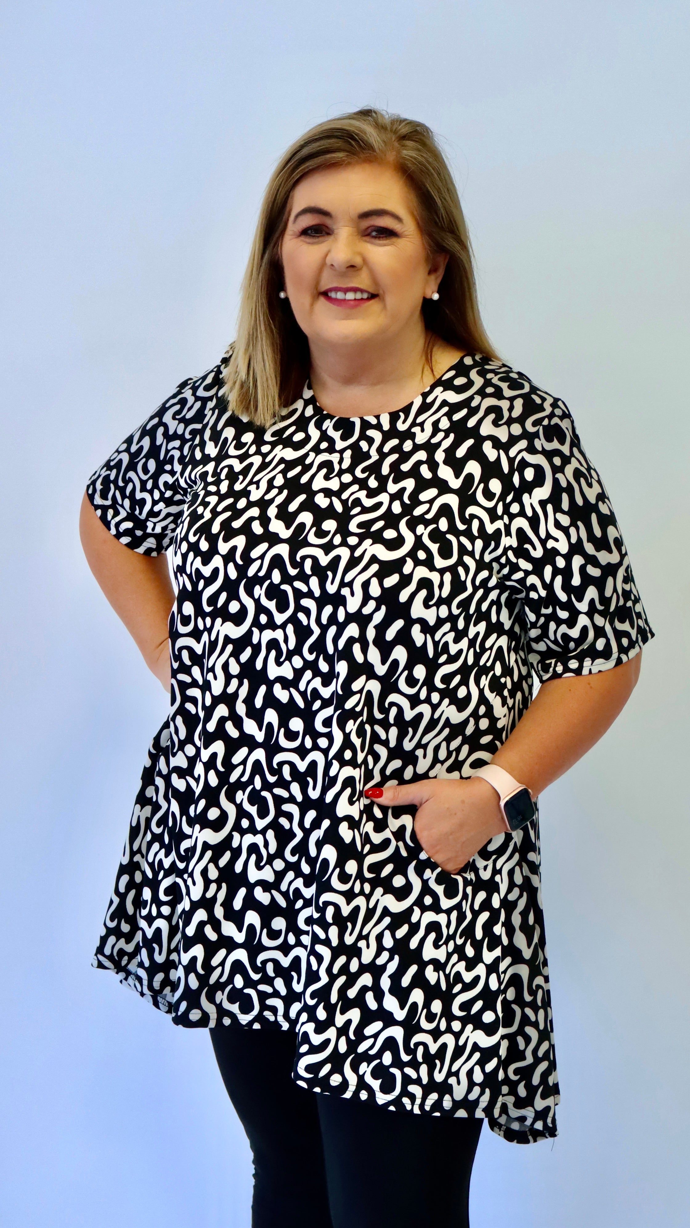 Magna Two Pocket Leo Tunic