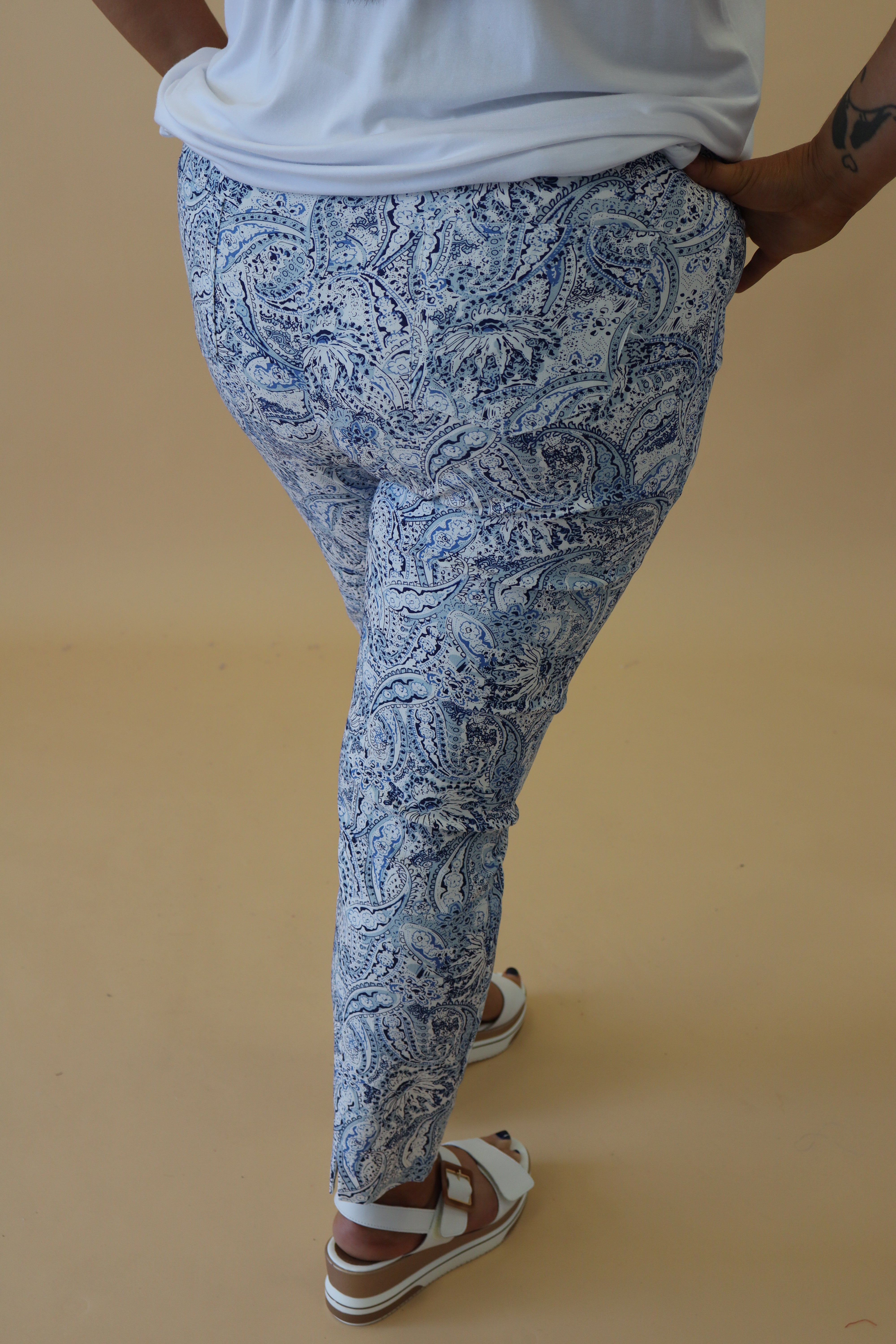 Pinns Ankle Grazer in Blue Paisley
