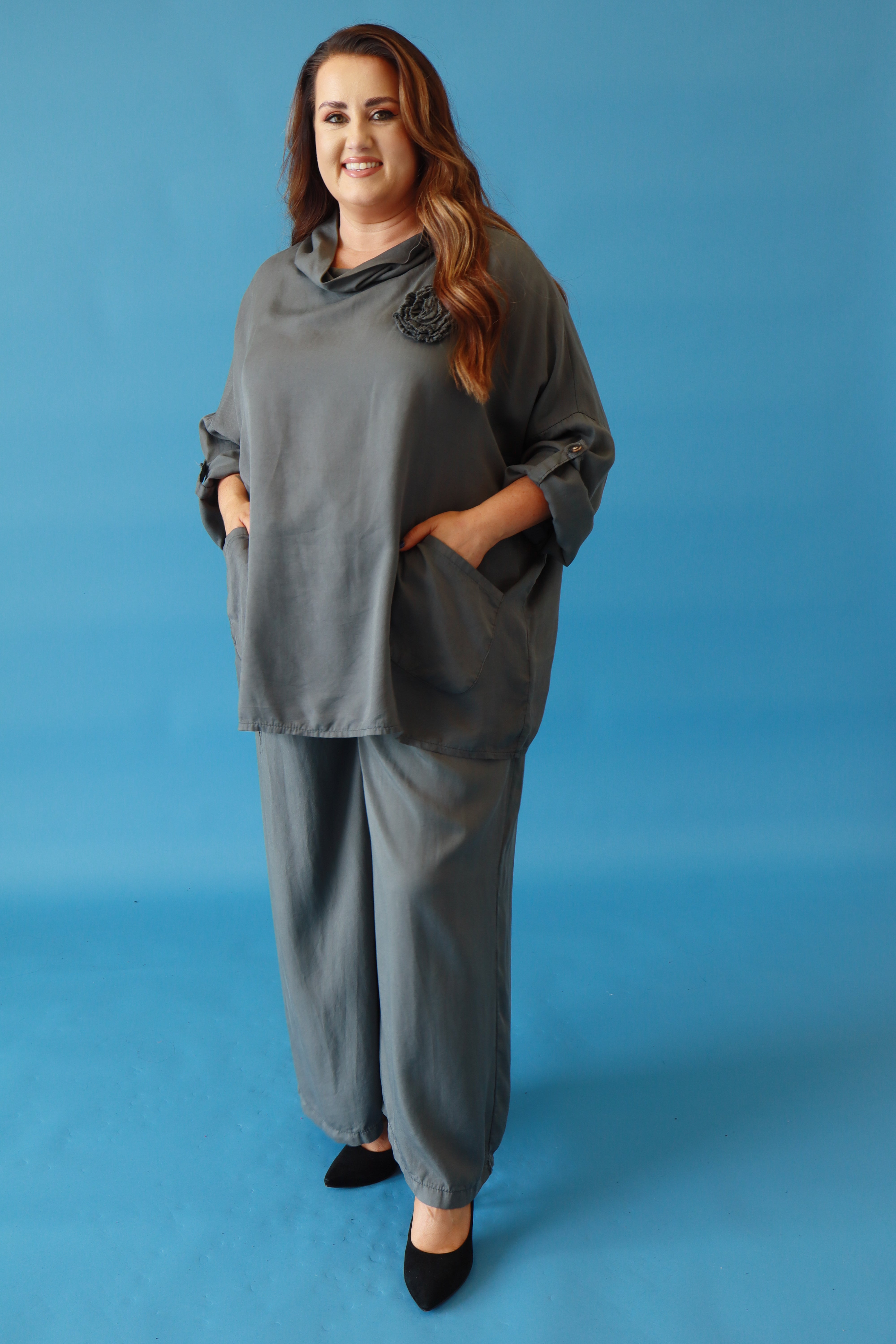 Andrea Tencel Blouse in Grey