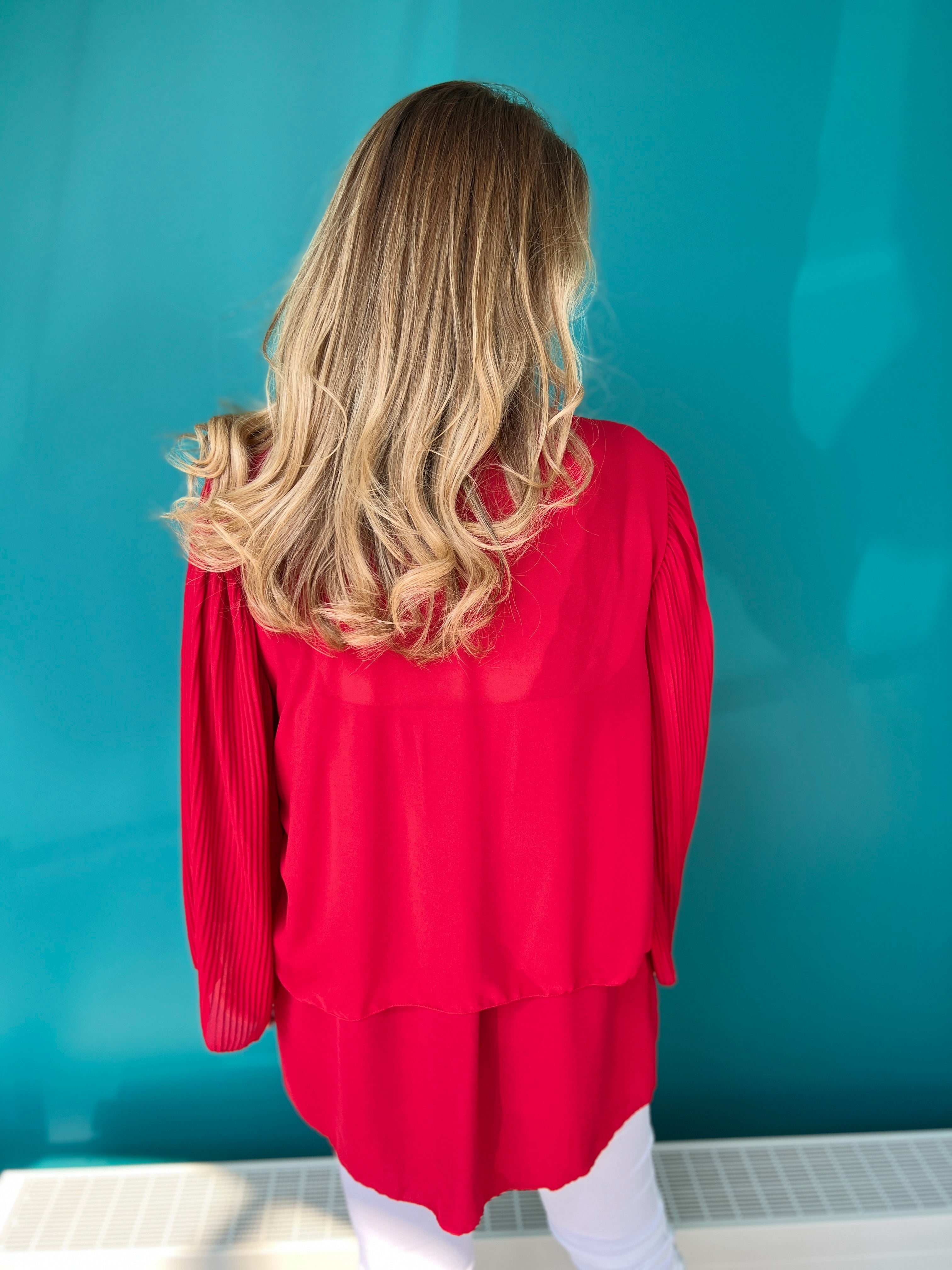 Isla Pleated Sleeved Bolero in Red