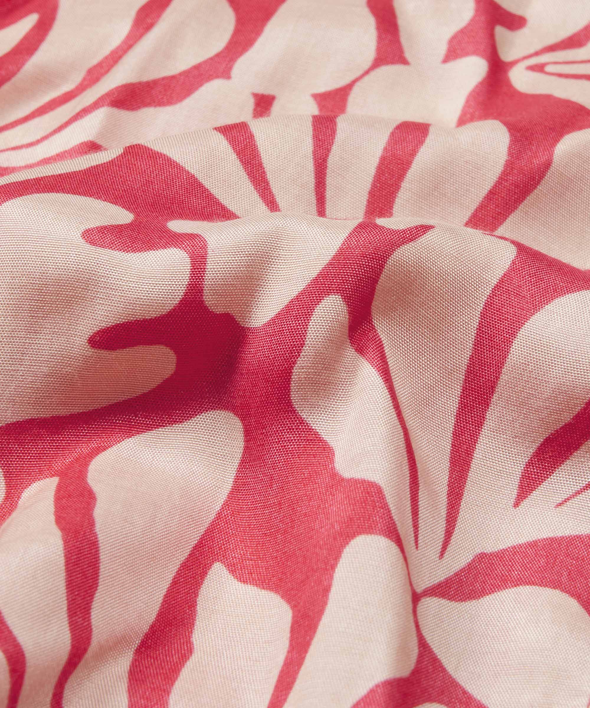 Masai Along Leaf Scarf