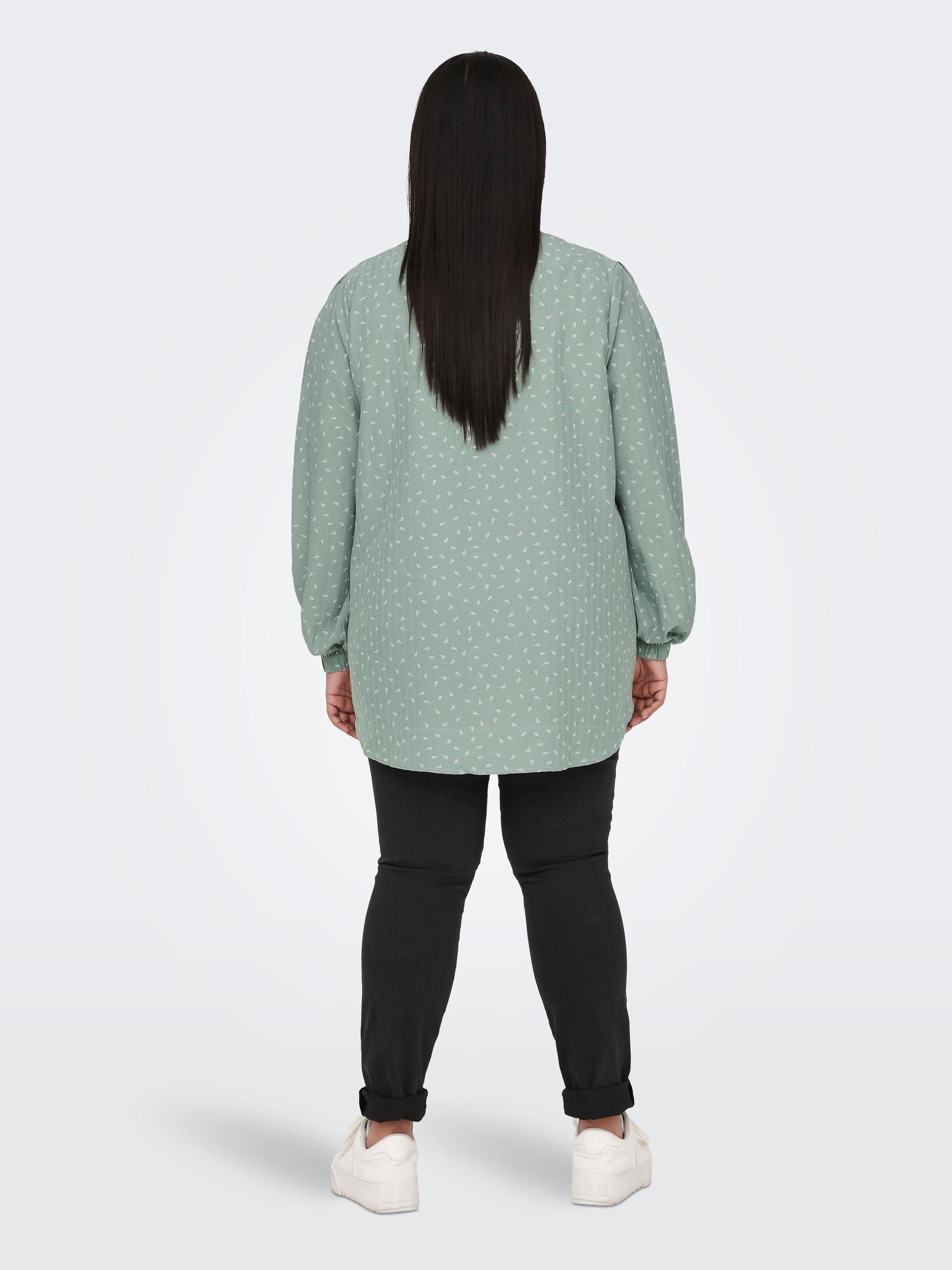 Only Carmakoma Nikolama Shirt in Sage