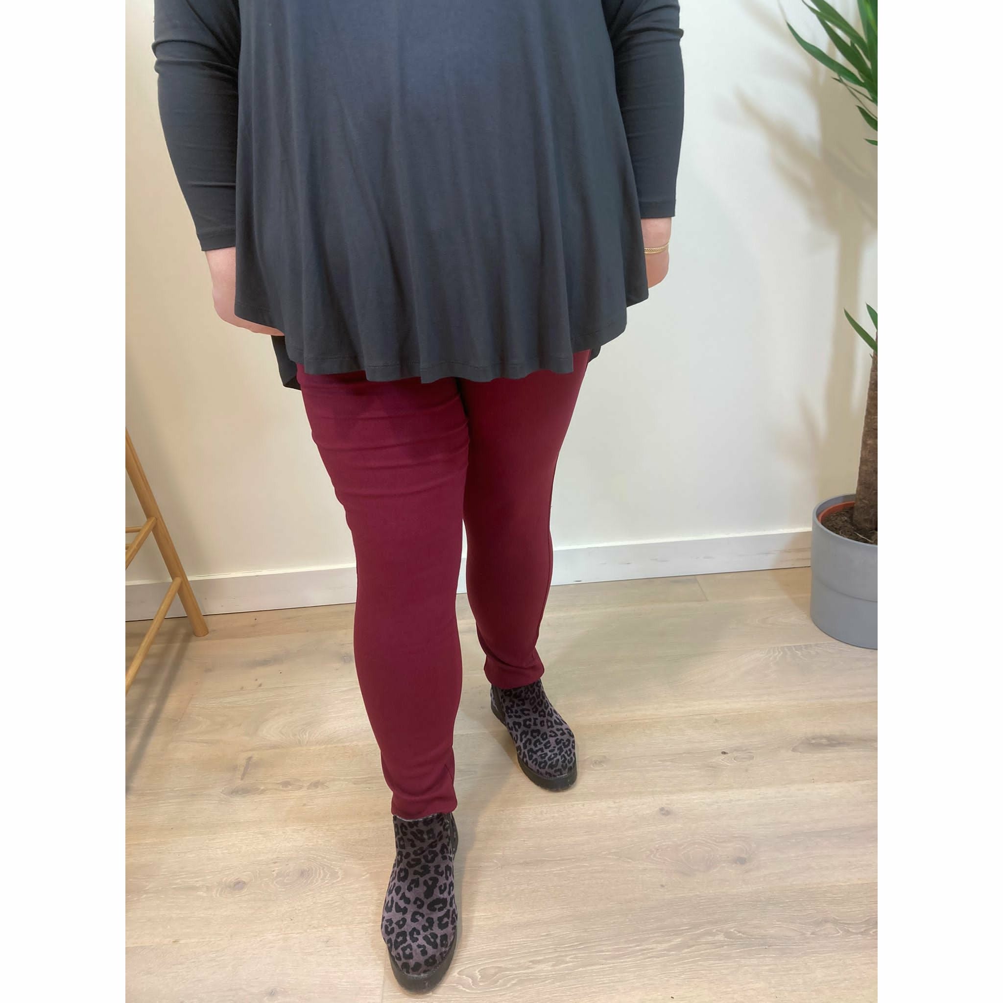 Curvy Trousers in Burgundy - Wardrobe Plus
