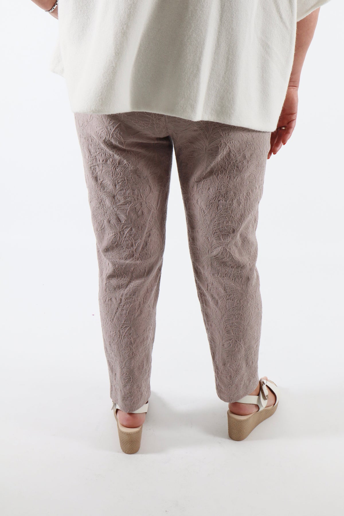 Robell 7/8ths Trousers | Beige Embroidery