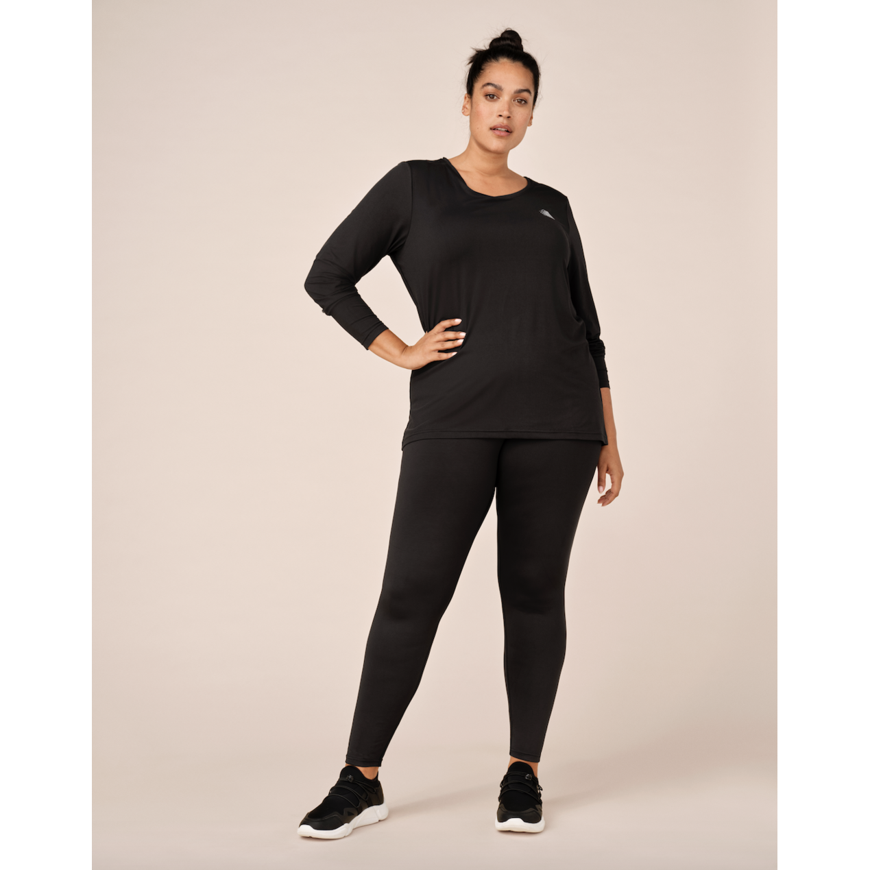 Zizzi Active 7/8th Leggings in Black - Wardrobe Plus