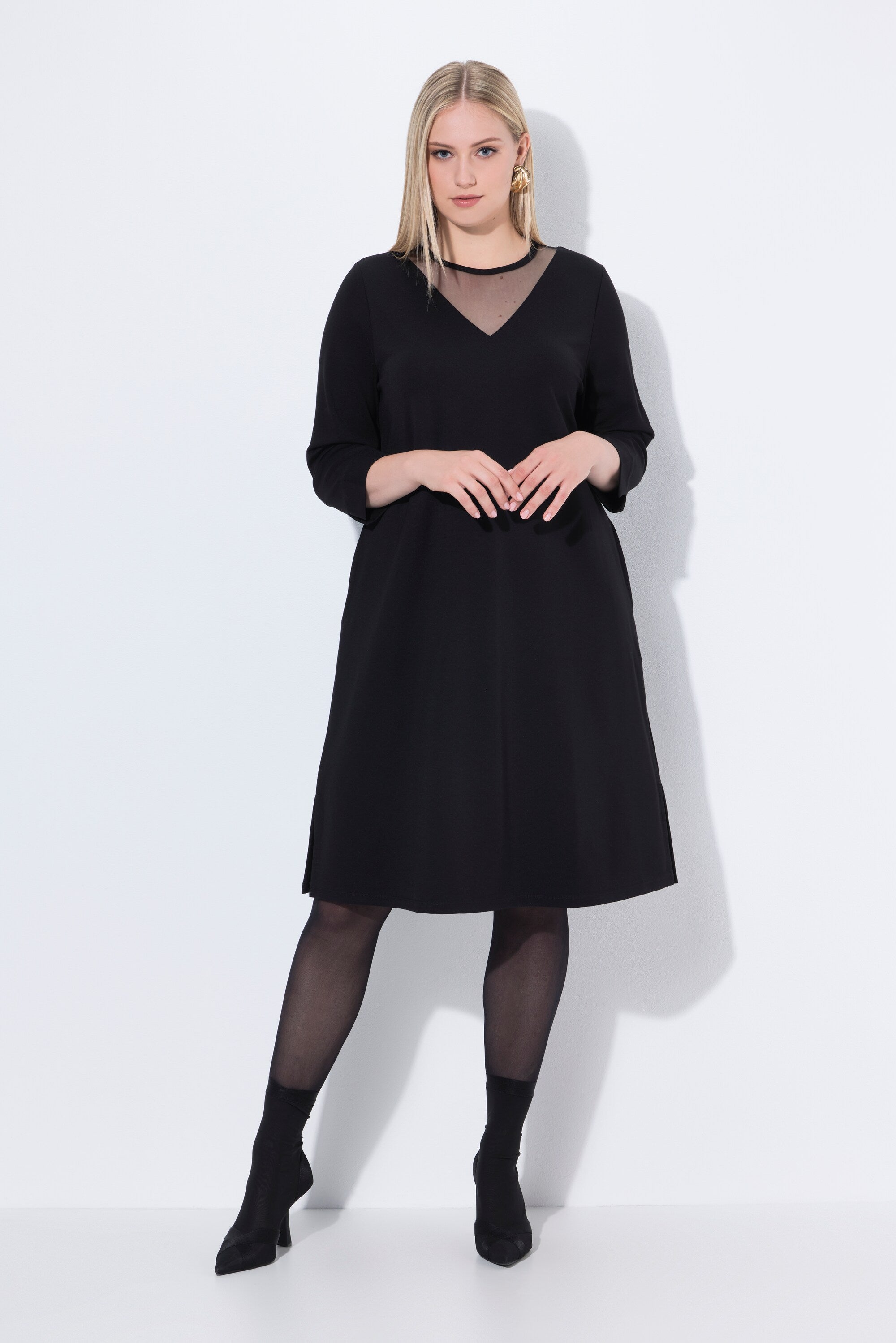 Ulla Popken Mesh Neck Midi in Black