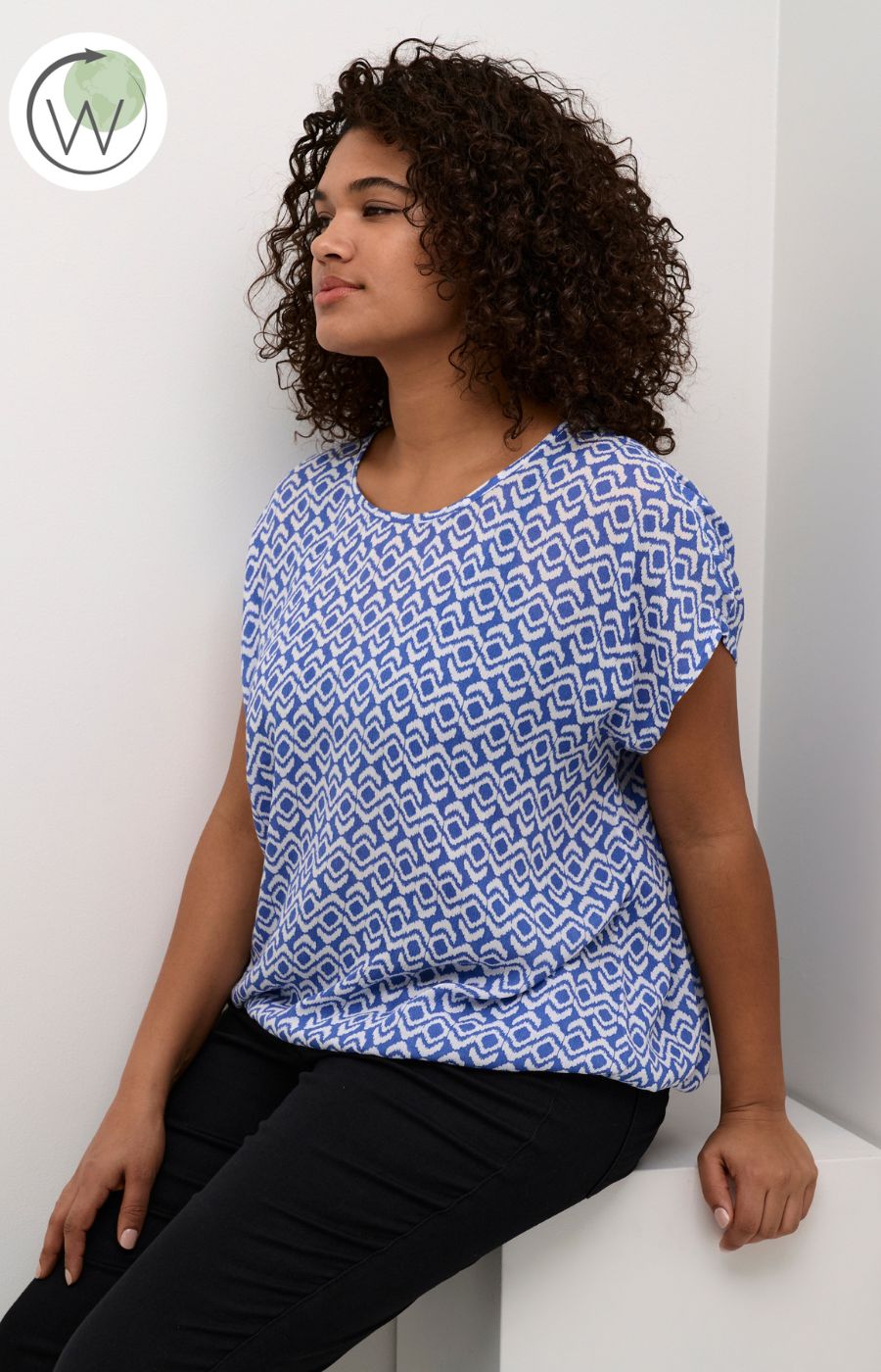 Kaffe Curve Stanley Blouse in Graphic Blue