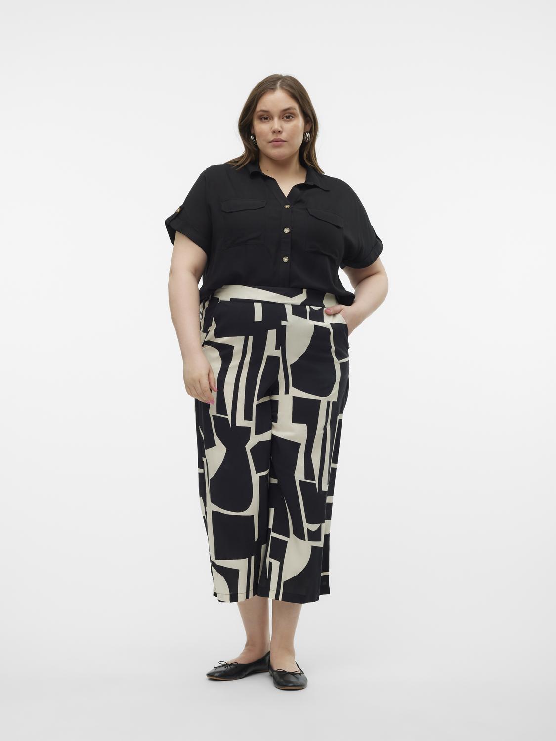 Vero Moda Curve Graphic Print Culottes