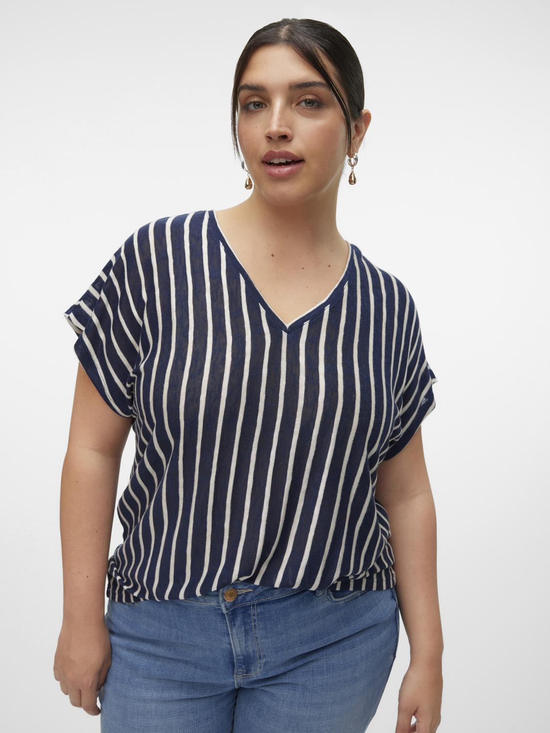 Vero Moda Curve Lana Top in Navy