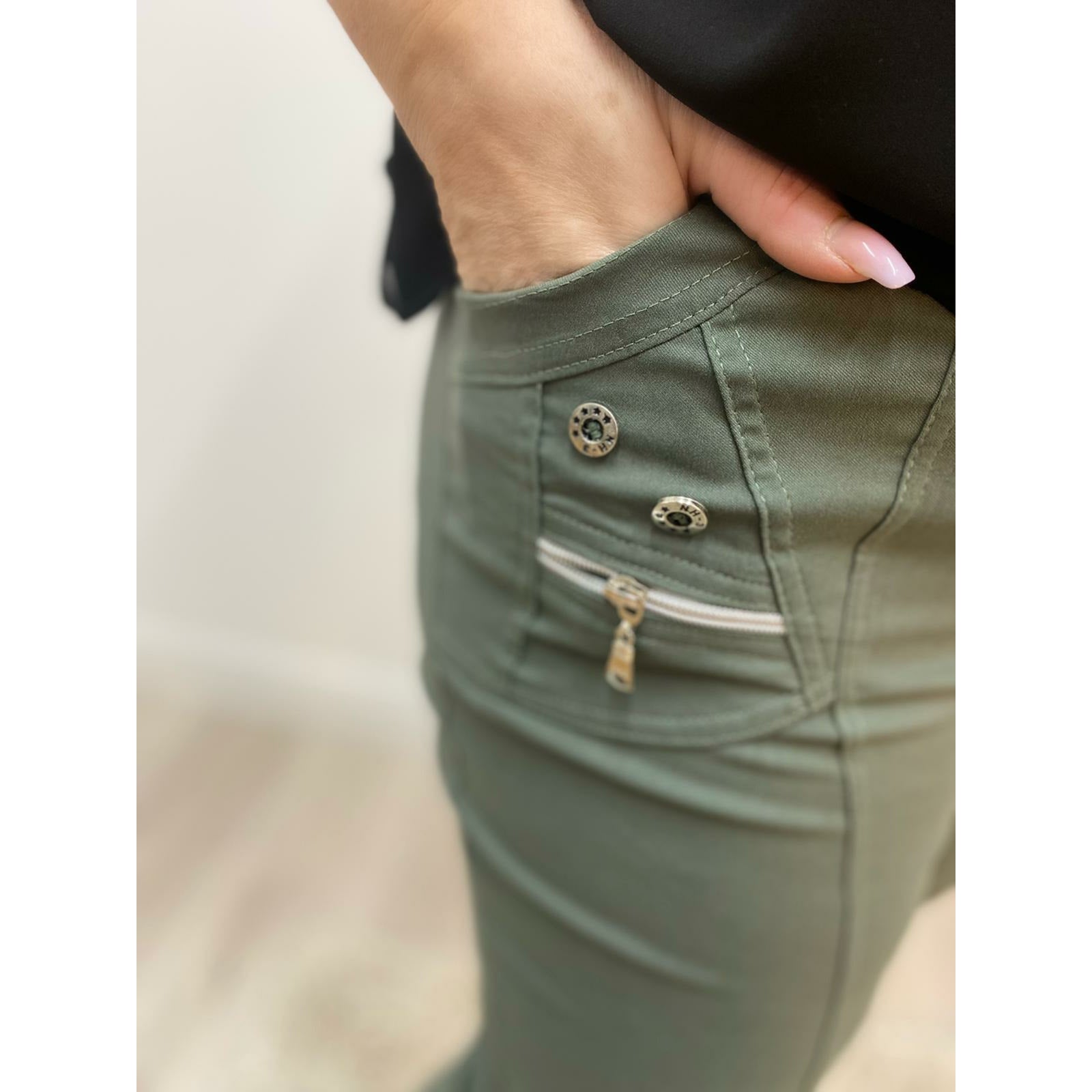 Lucie Crop Trousers In Khaki Bottoms