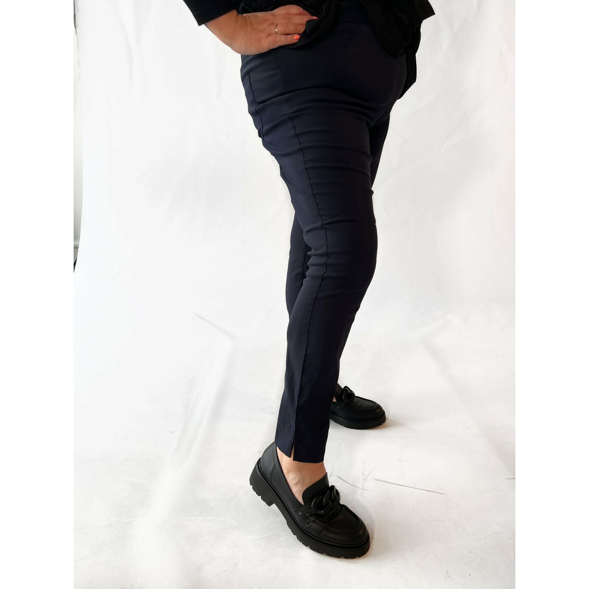 Pinns Daisy Trouser in Navy - Wardrobe Plus