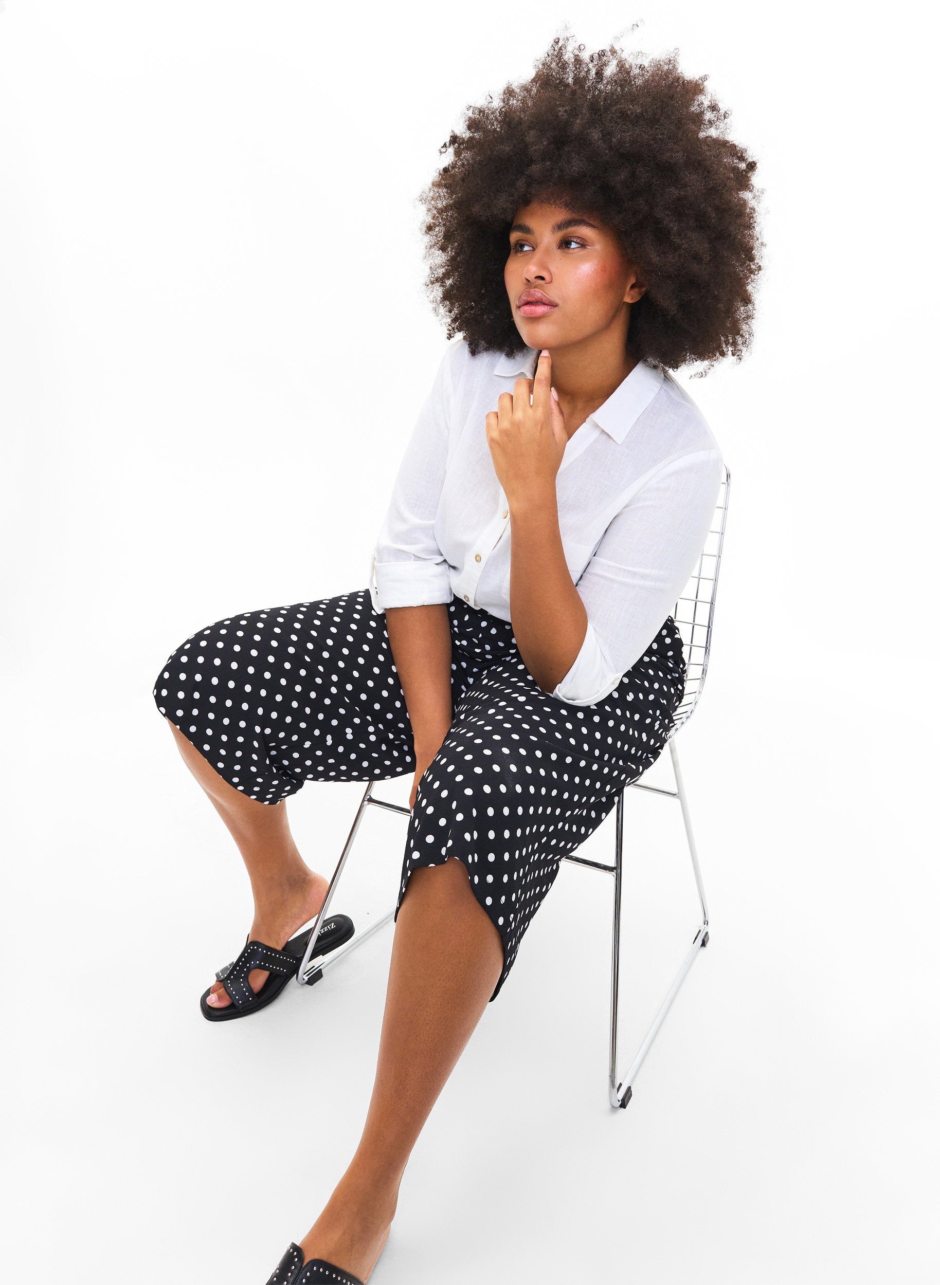 Zizzi Culotte Pants in Black Dot\
