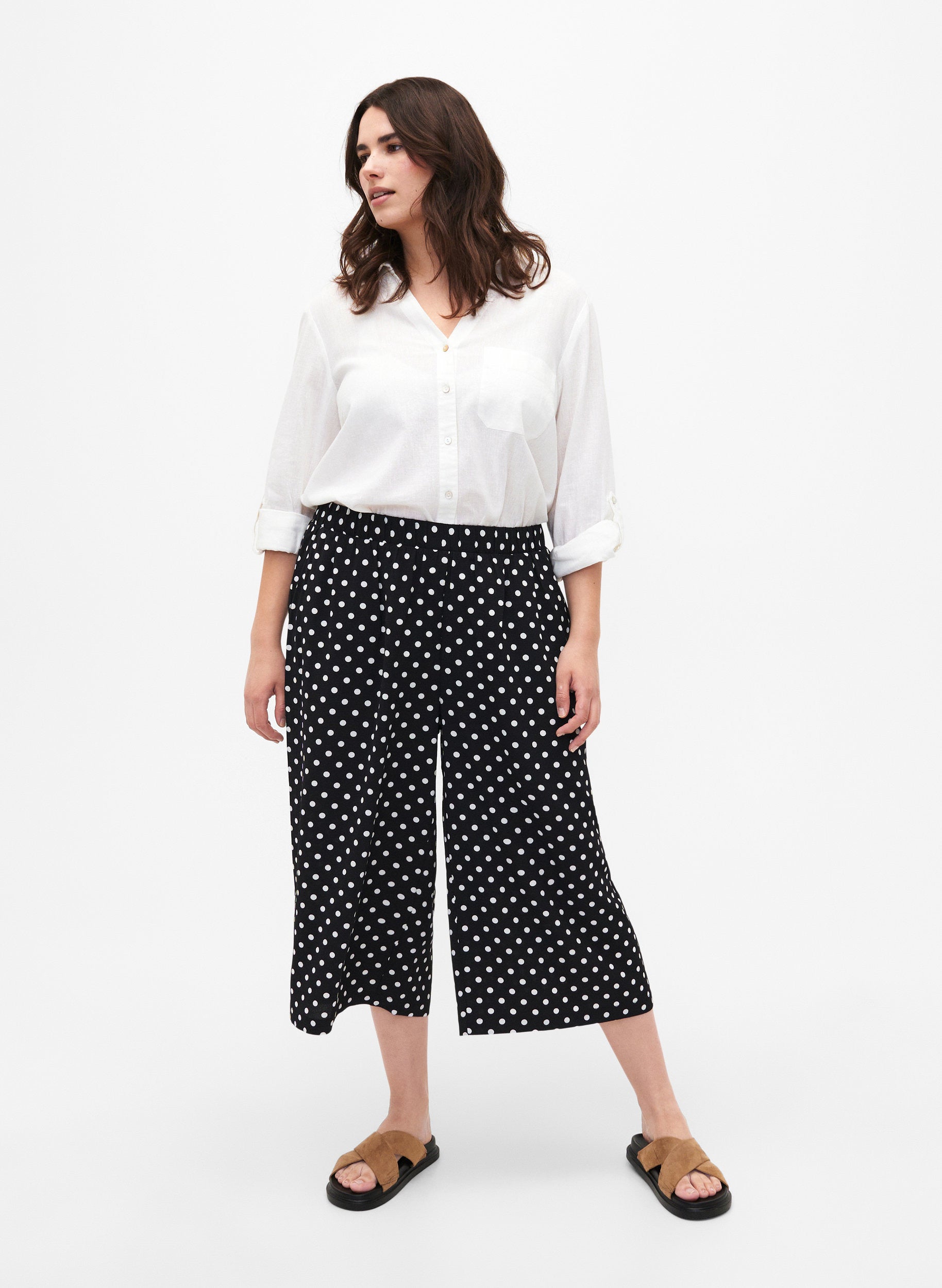 Zizzi Culotte Pants in Black Dot