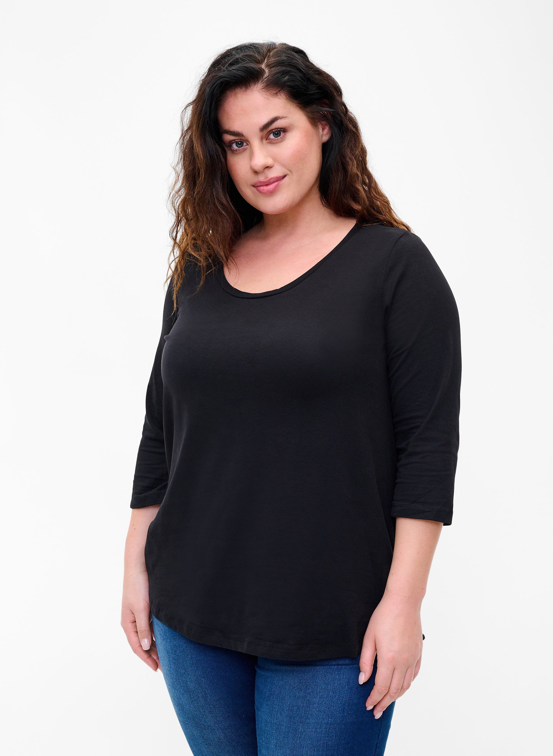 Zizzi Basic 3/4 Sleeve Tee in Black - Wardrobe Plus