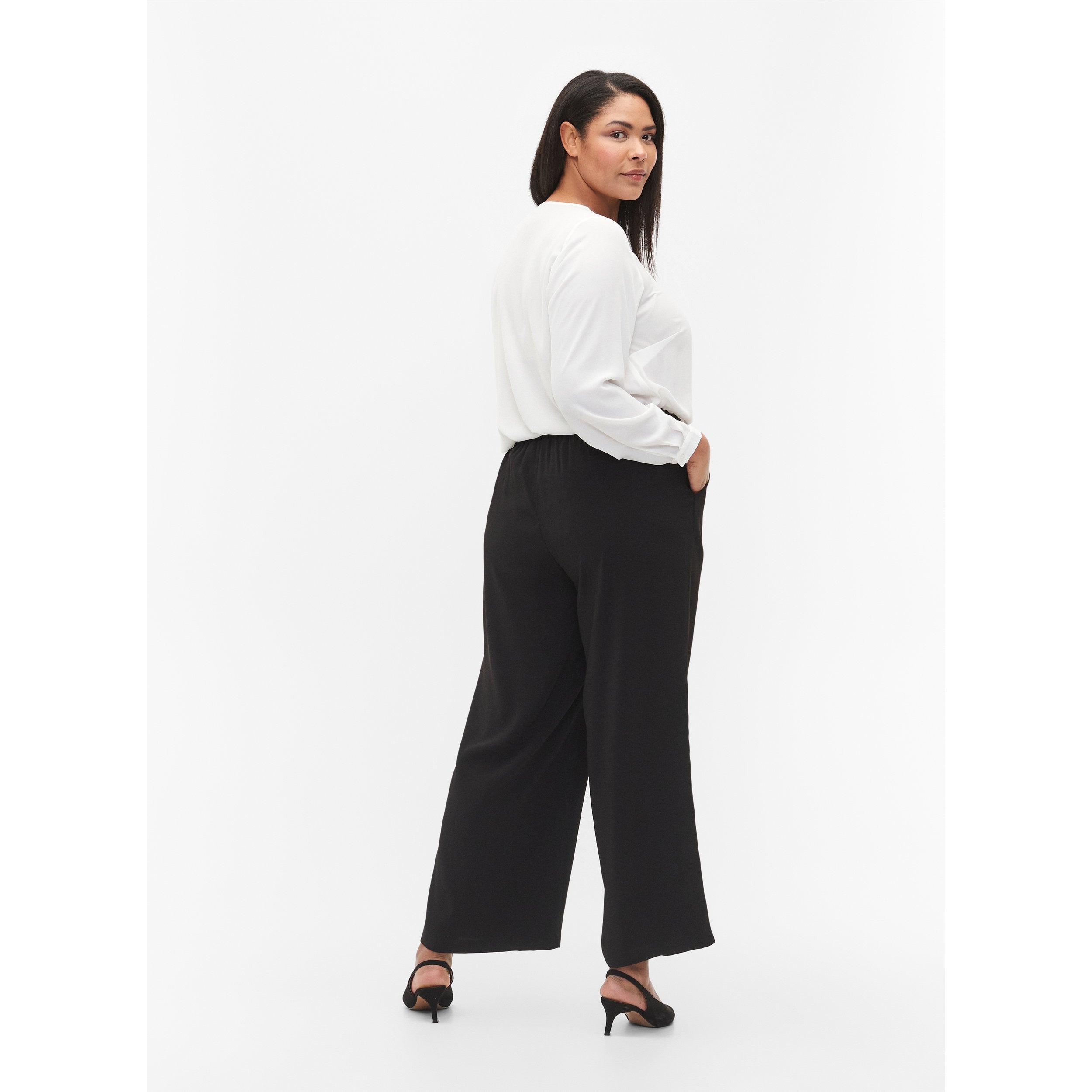 Zizzi Wide Leg Pant in Black - Wardrobe Plus