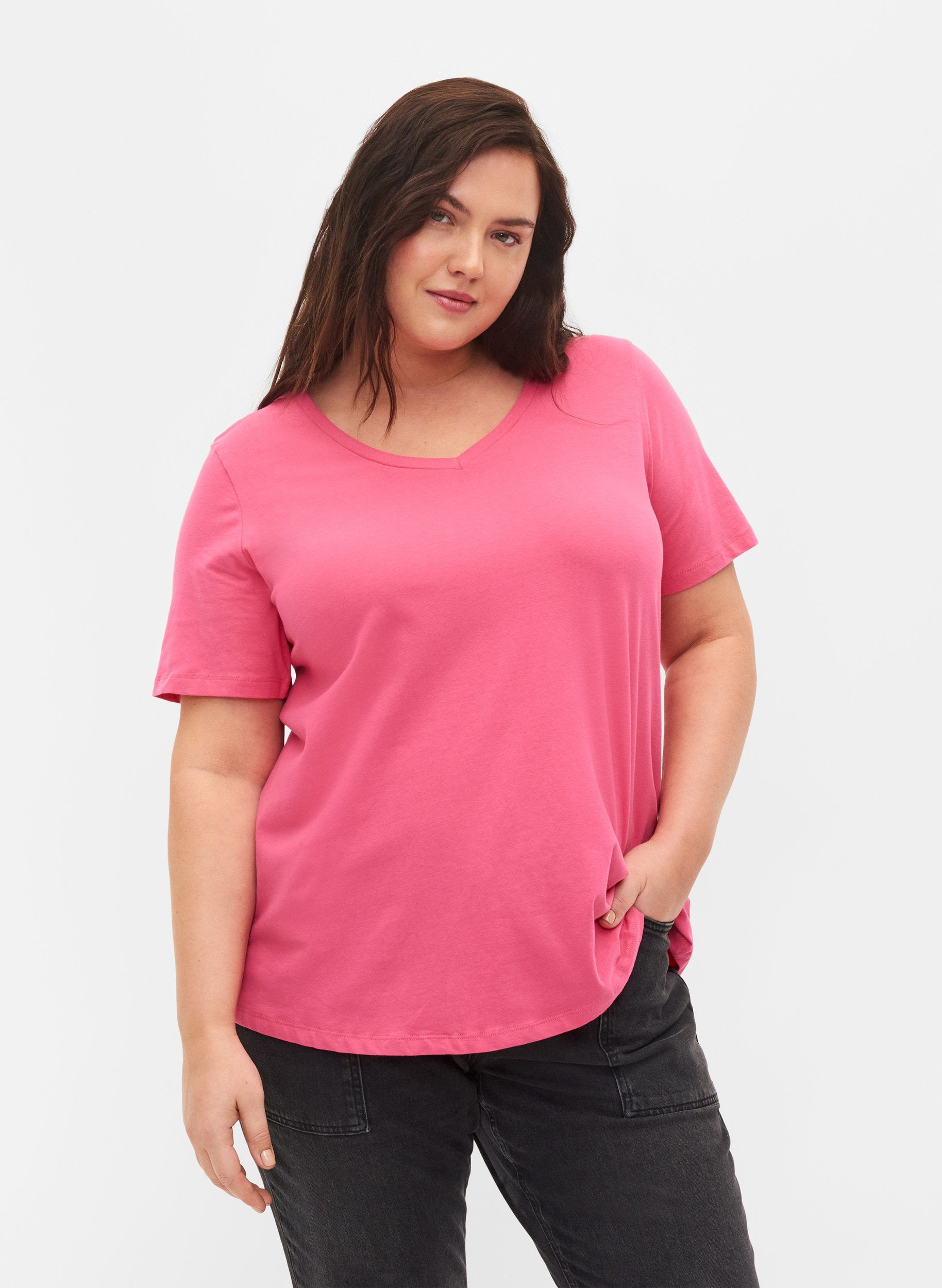 Zizzi Cotton V-Neck Tee in Pink