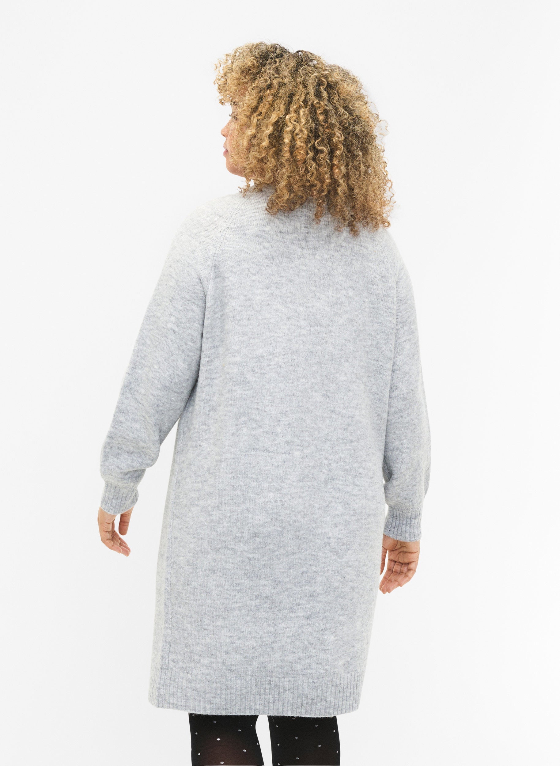 Zizzi Knitted Pearl Dress in Grey