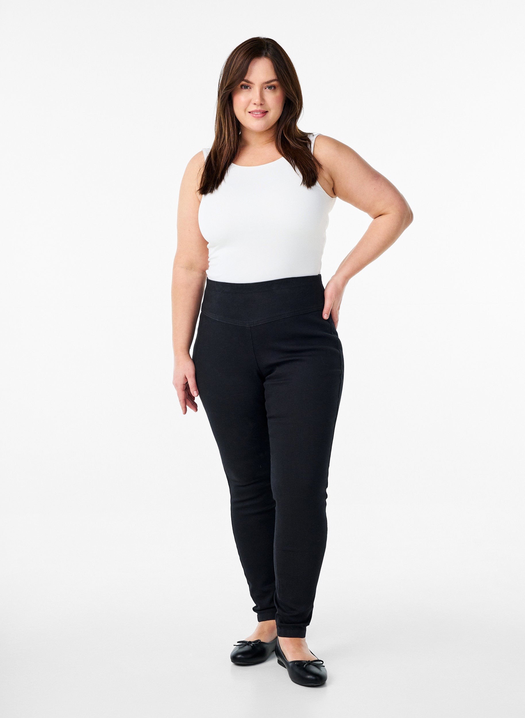 Zizzi Alma Jeggings in Black